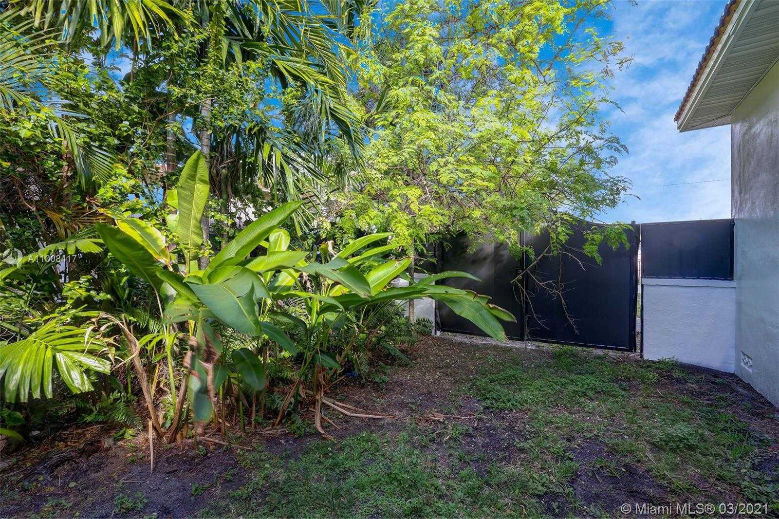 Small Image of 5916 SOUTH WEST 5TH TER, Miami Number 33