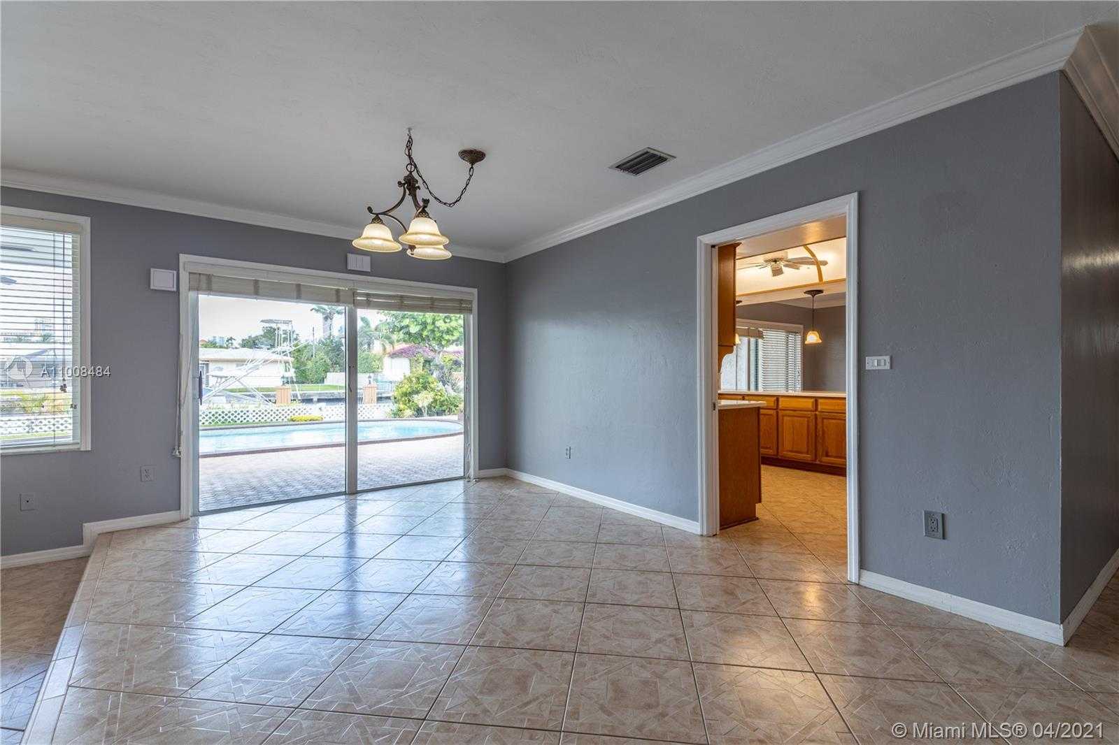 Small Image of 16433 NORTH EAST 33RD AVE, North Miami Beach Number 22
