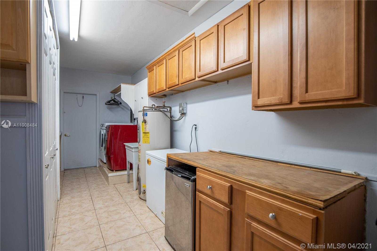 Small Image of 16433 NORTH EAST 33RD AVE, North Miami Beach Number 27