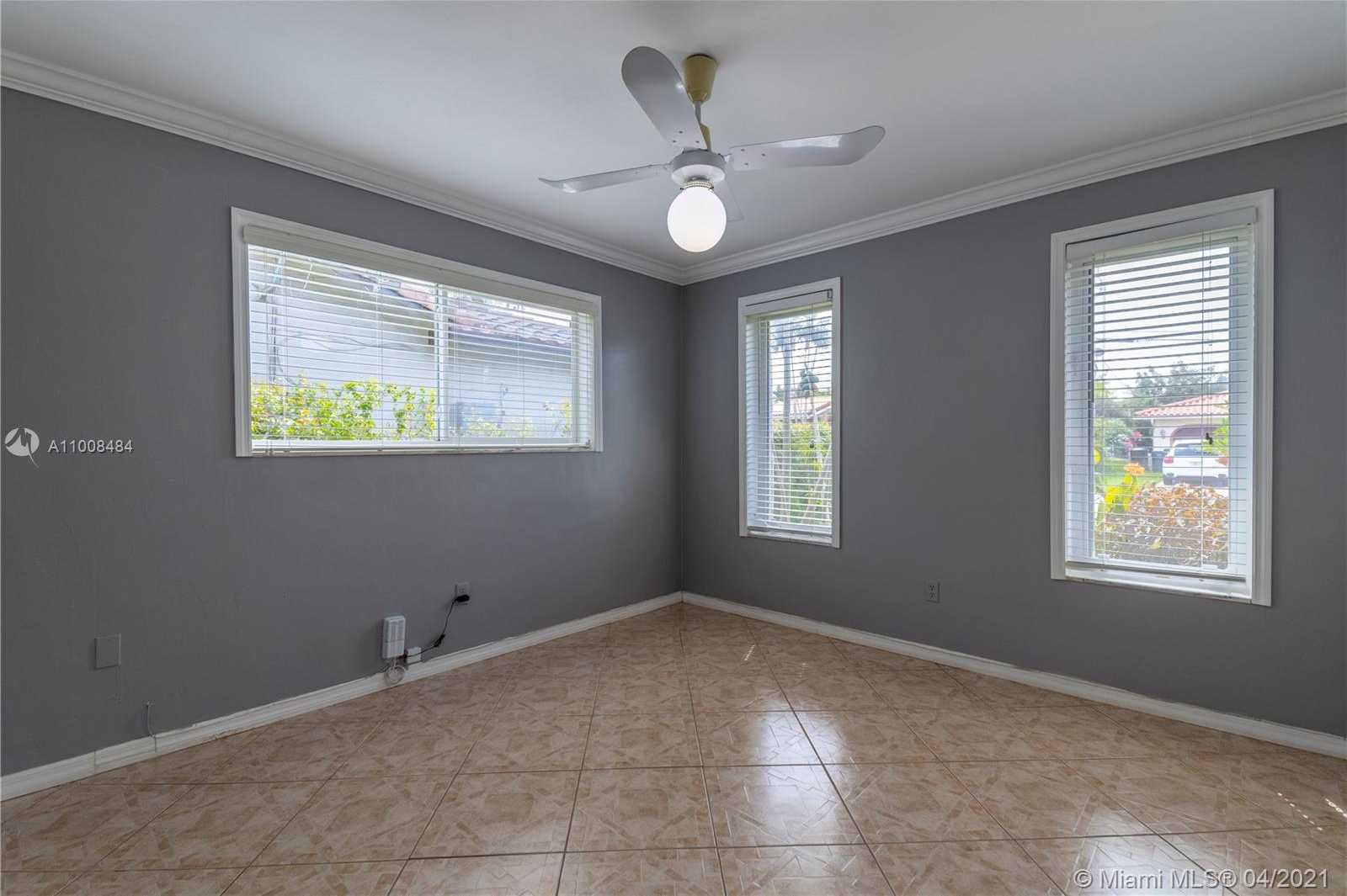 Small Image of 16433 NORTH EAST 33RD AVE, North Miami Beach Number 32