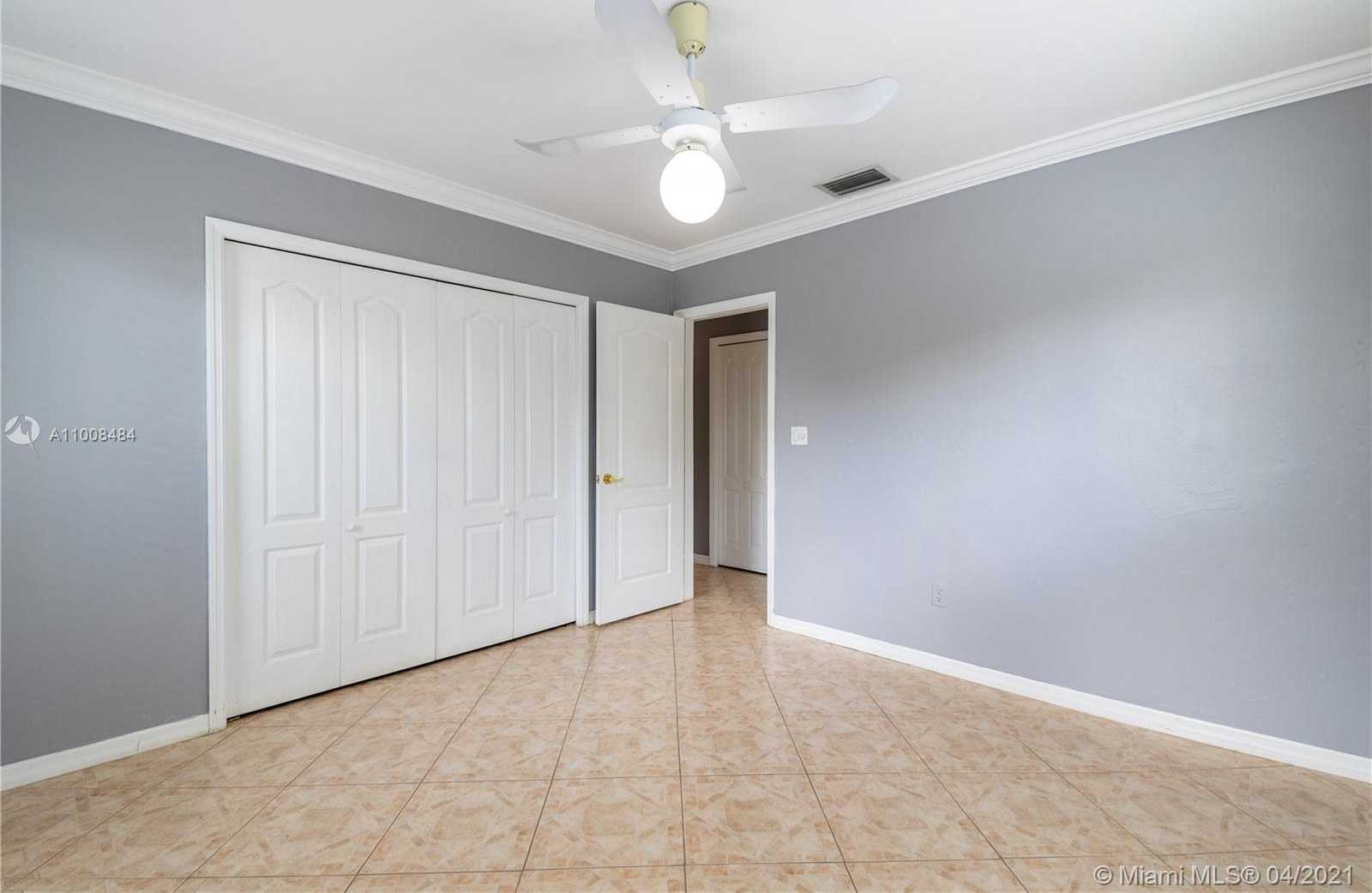 Small Image of 16433 NORTH EAST 33RD AVE, North Miami Beach Number 33