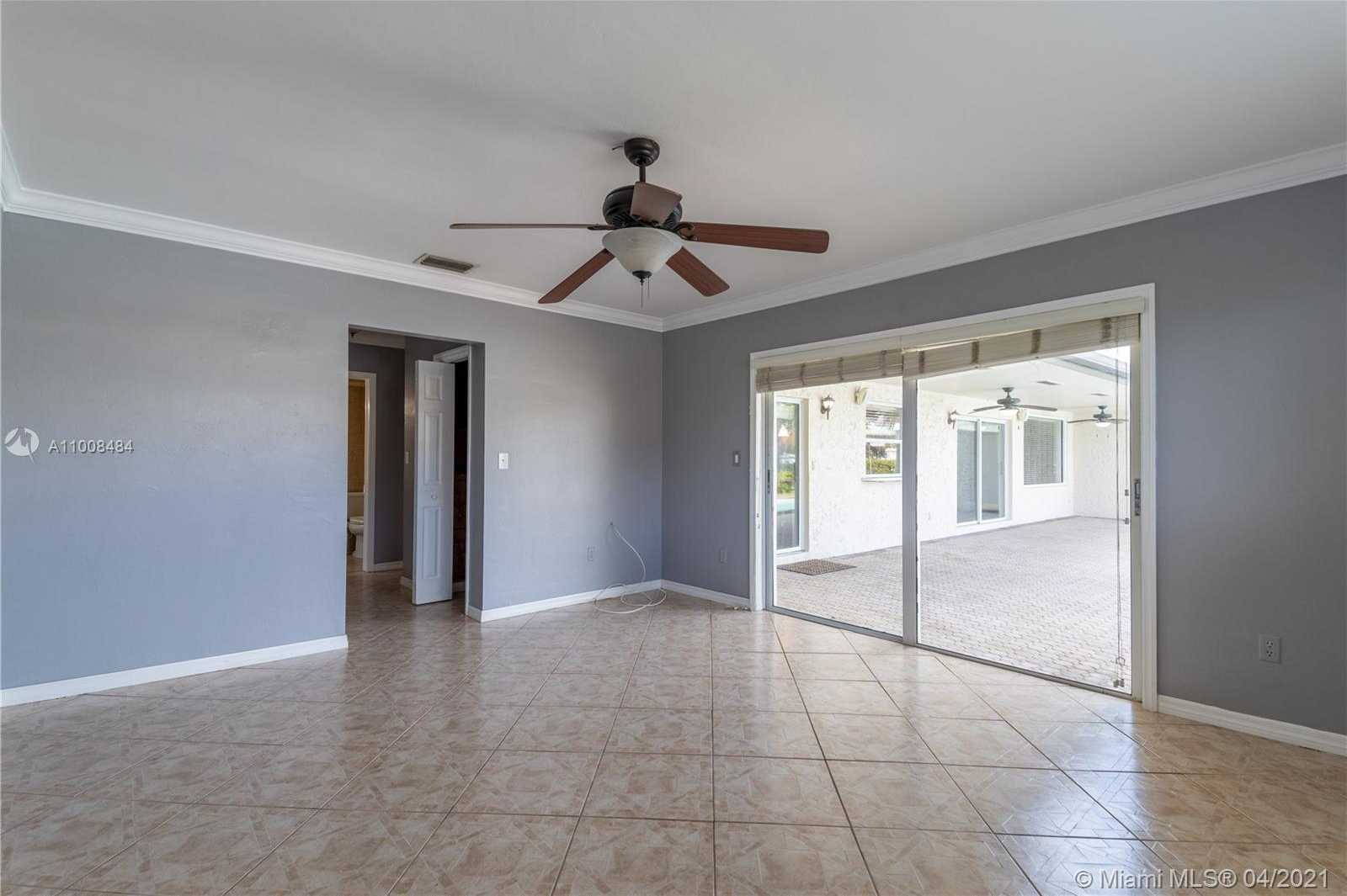 Small Image of 16433 NORTH EAST 33RD AVE, North Miami Beach Number 37