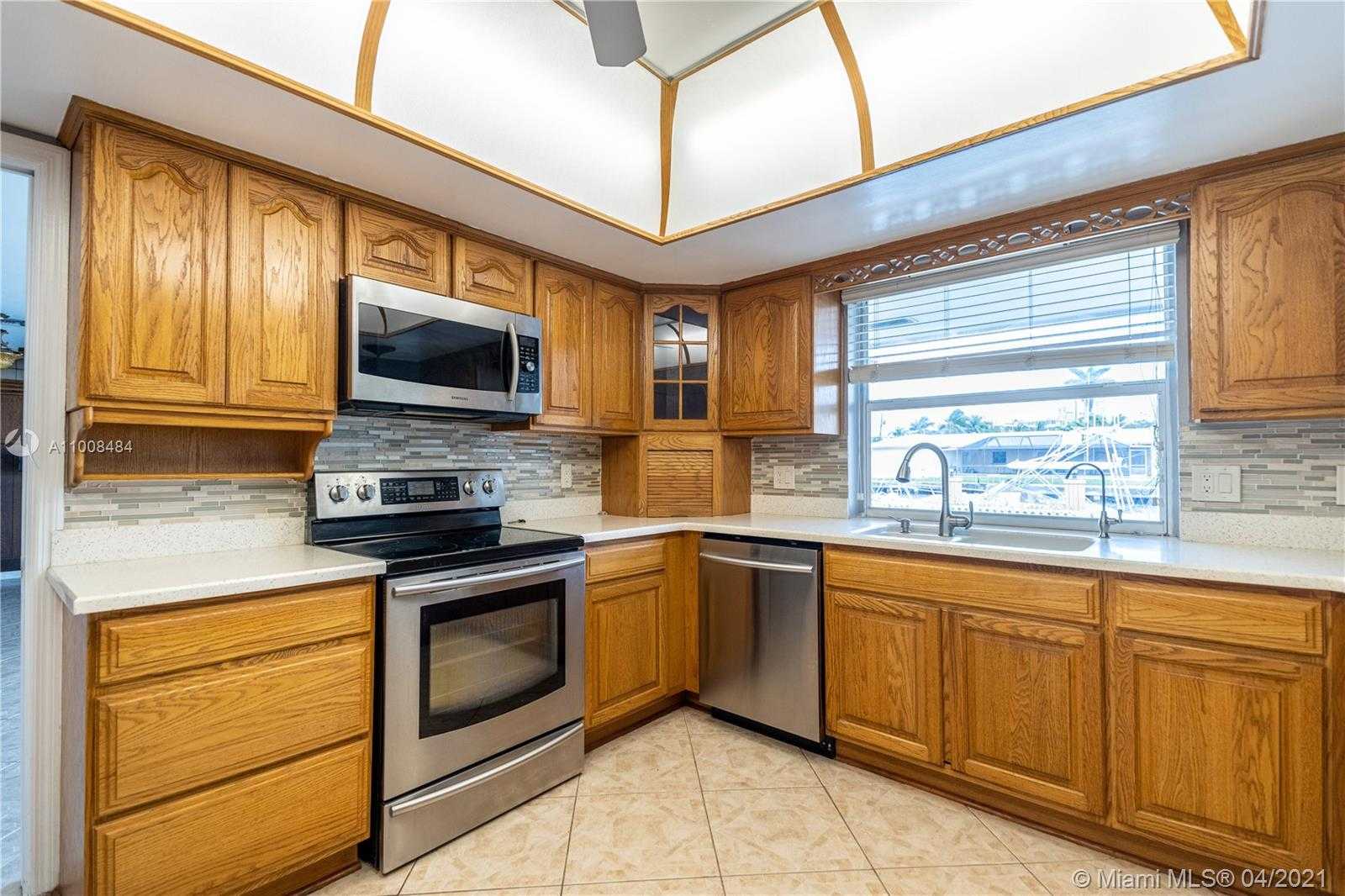 Small Image of 16433 NORTH EAST 33RD AVE, North Miami Beach Number 41