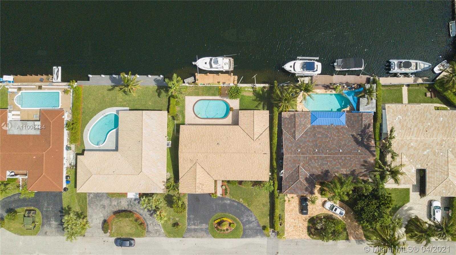 Small Image of 16433 NORTH EAST 33RD AVE, North Miami Beach Number 45