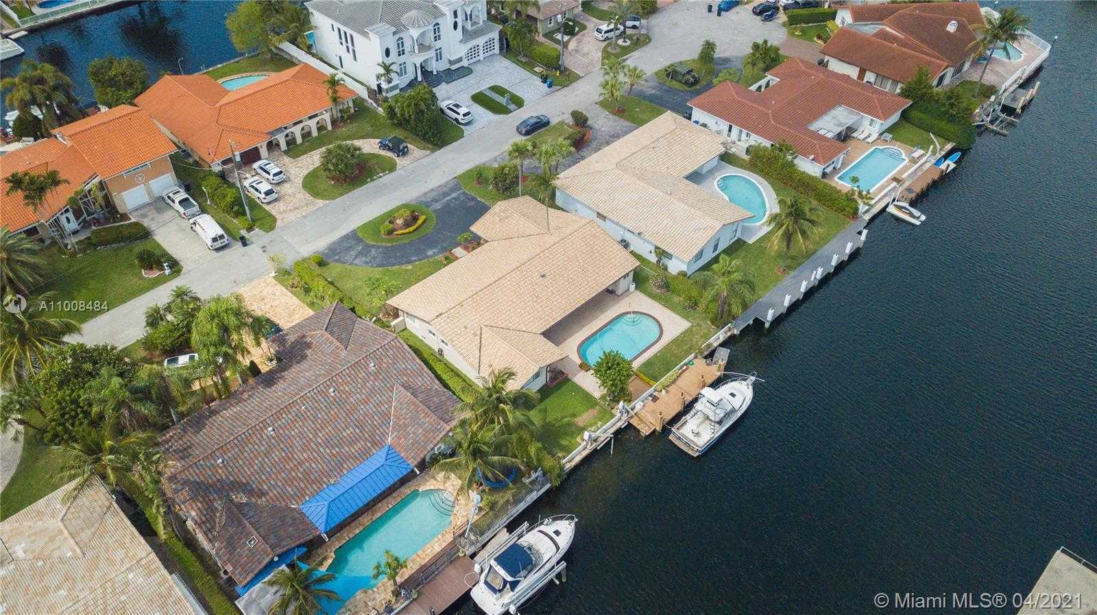 Small Image of 16433 NORTH EAST 33RD AVE, North Miami Beach Number 47
