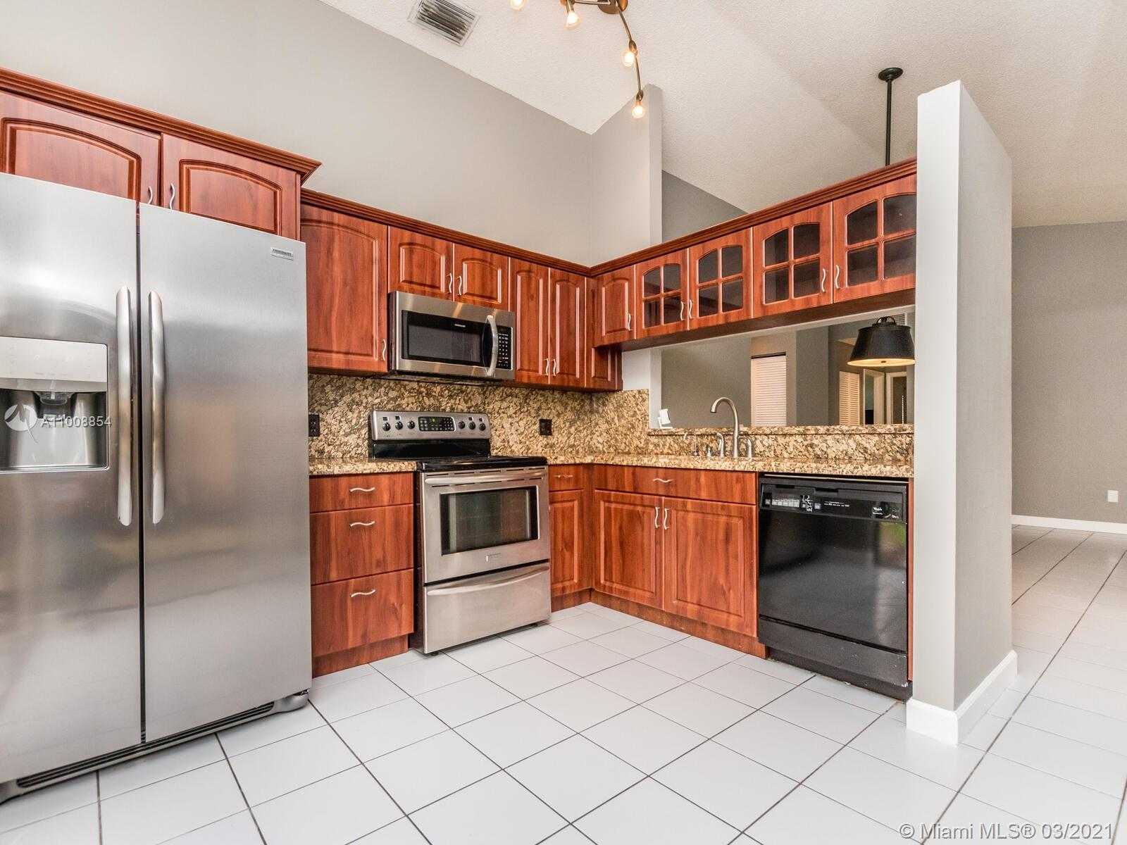 Small Image of 15011 DURHAM LN, Davie Number 12