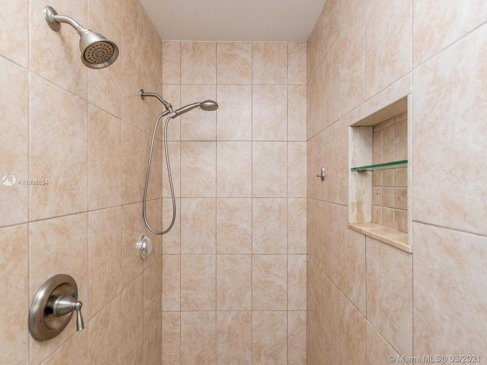 Small Image of 15011 DURHAM LN, Davie Number 20