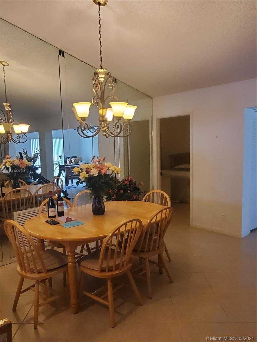 Small Image of 2030 SOUTH WEST 16TH PL, Deerfield Beach Number 6