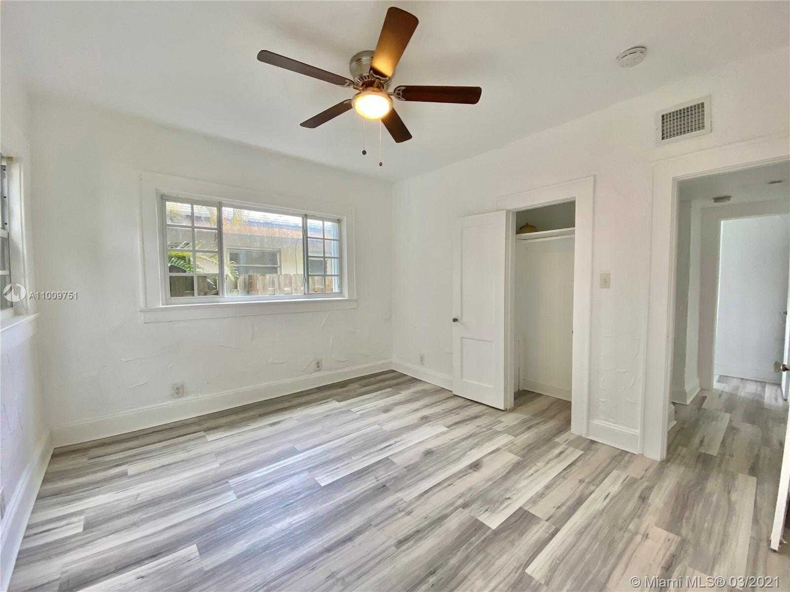 Small Image of 626 NE 4th Ct., Hallandale Beach, FL 33009, USA Number 14
