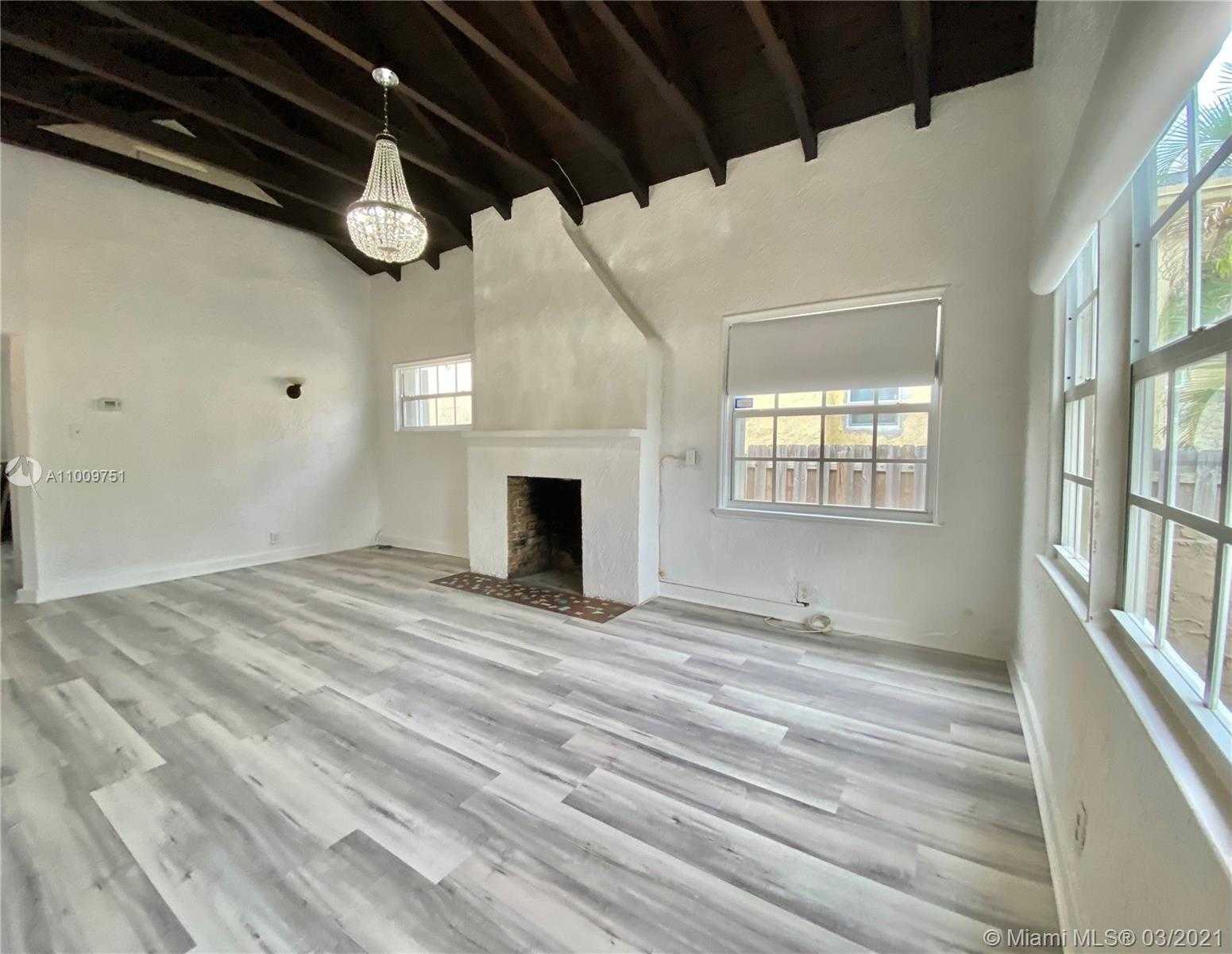 Small Image of 626 NE 4th Ct., Hallandale Beach, FL 33009, USA Number 2