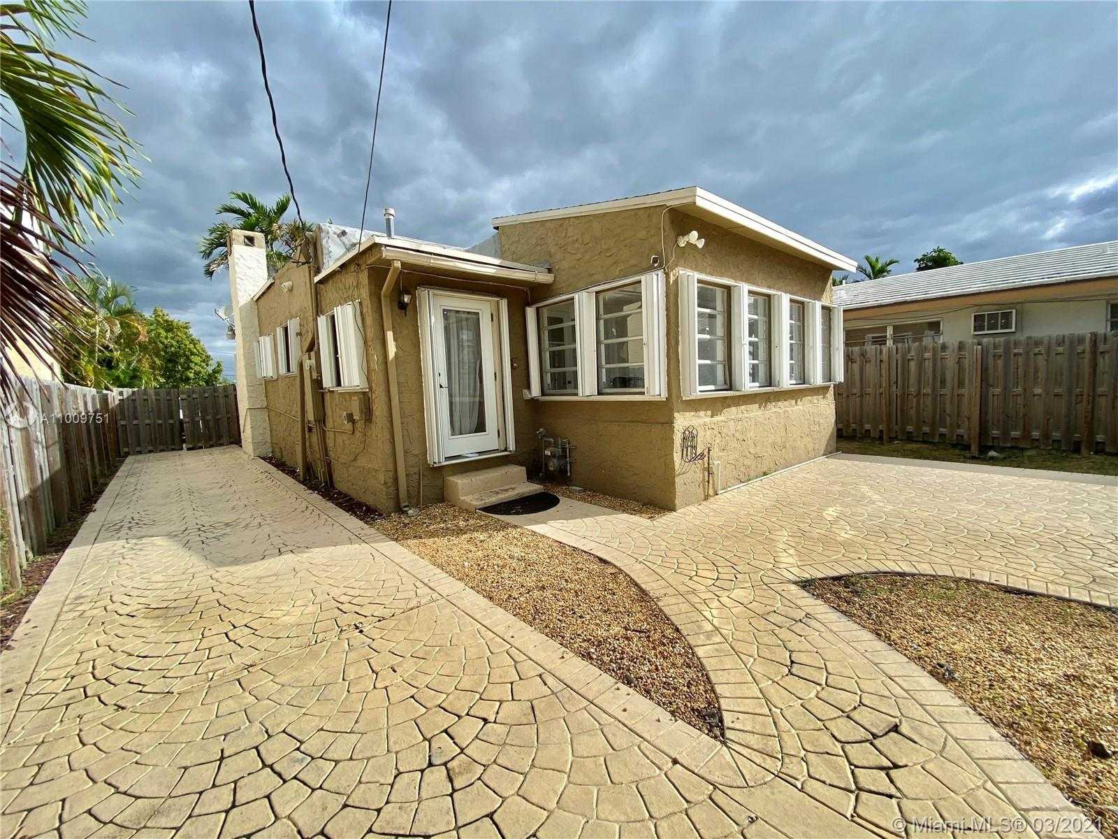 Small Image of 626 NE 4th Ct., Hallandale Beach, FL 33009, USA Number 24