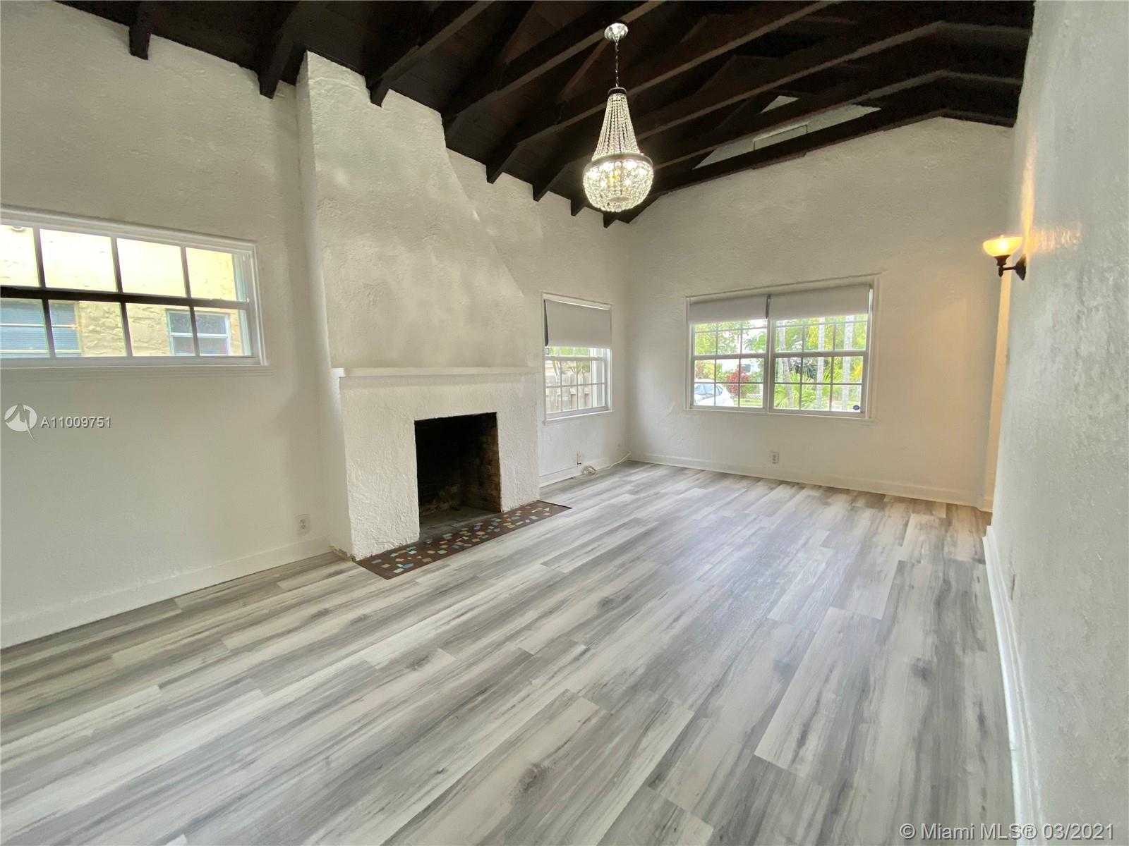 Small Image of 626 NE 4th Ct., Hallandale Beach, FL 33009, USA Number 3