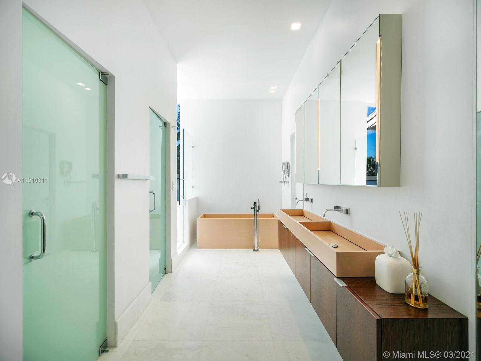 Small Image of 24 PALM AVE, Miami Beach Number 14