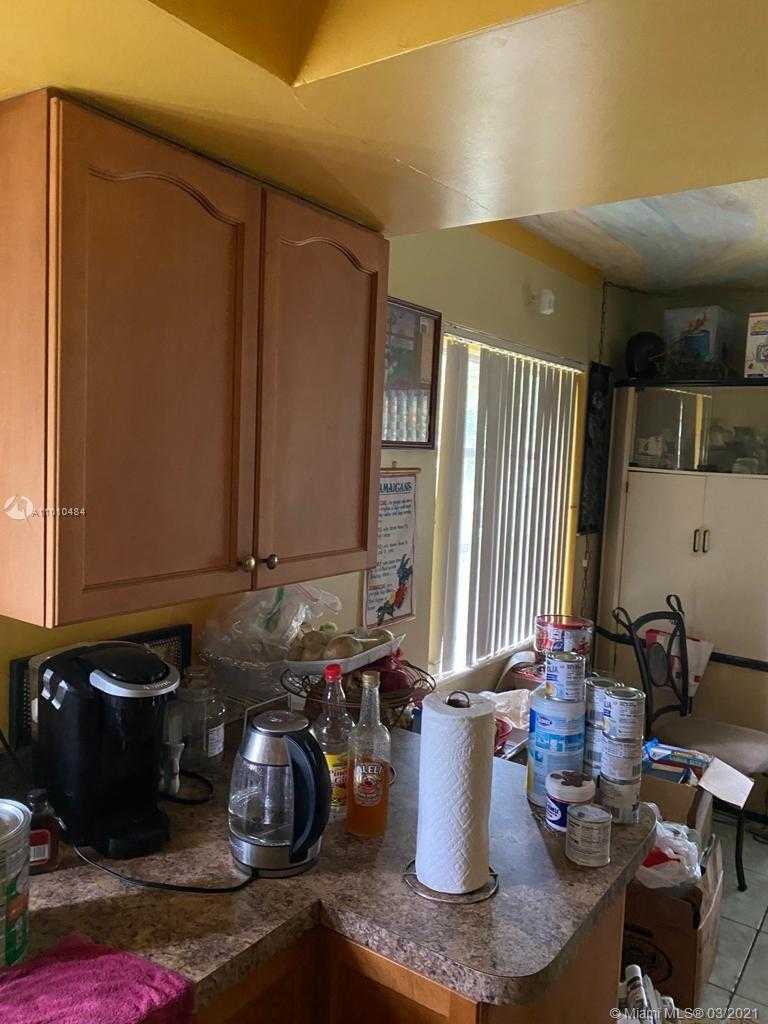 Small Image of 6490 SOUTH WEST 10TH ST, North Lauderdale Number 12
