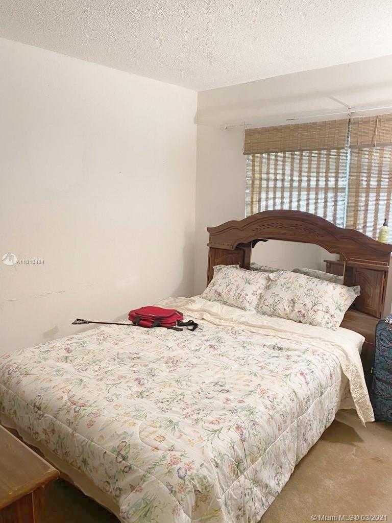 Small Image of 6490 SOUTH WEST 10TH ST, North Lauderdale Number 18