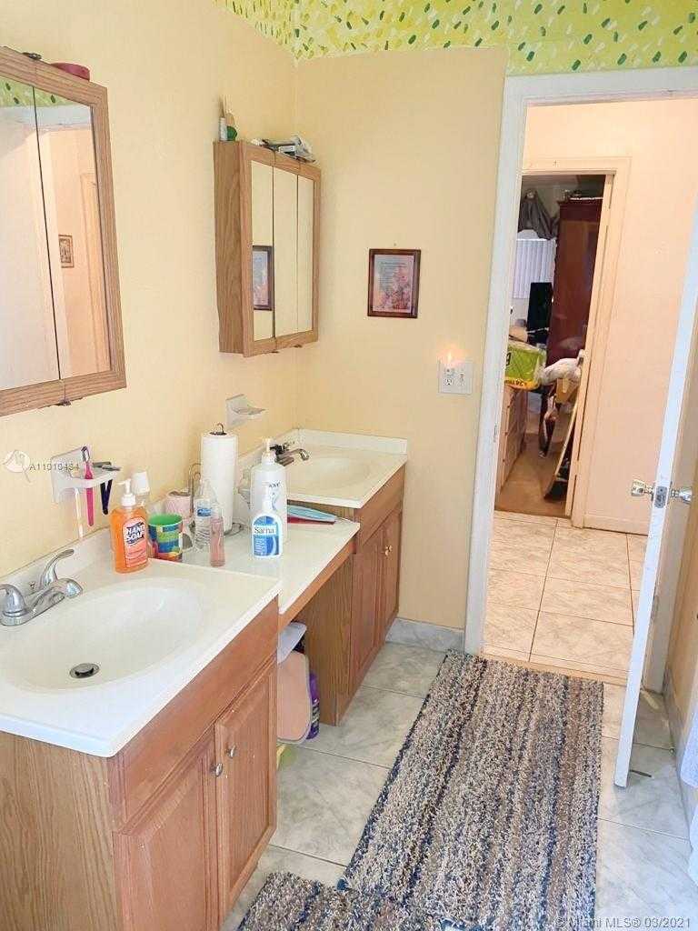 Small Image of 6490 SOUTH WEST 10TH ST, North Lauderdale Number 19