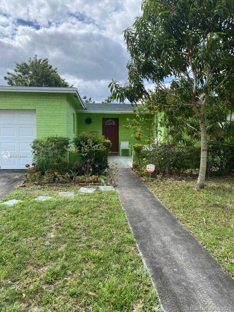 Small Image of 6490 SOUTH WEST 10TH ST, North Lauderdale Number 2