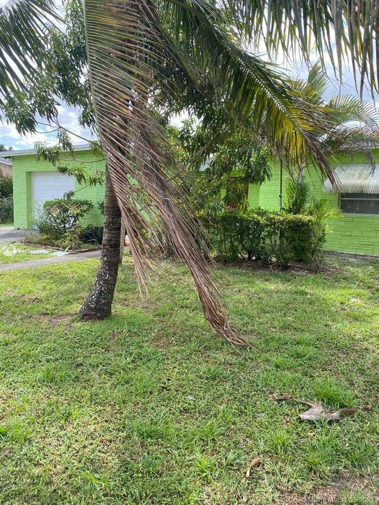 Small Image of 6490 SOUTH WEST 10TH ST, North Lauderdale Number 23