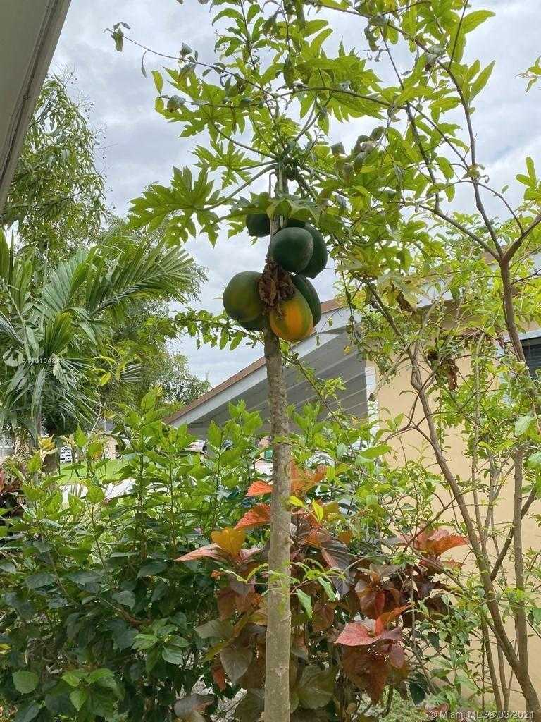 Small Image of 6490 SOUTH WEST 10TH ST, North Lauderdale Number 35
