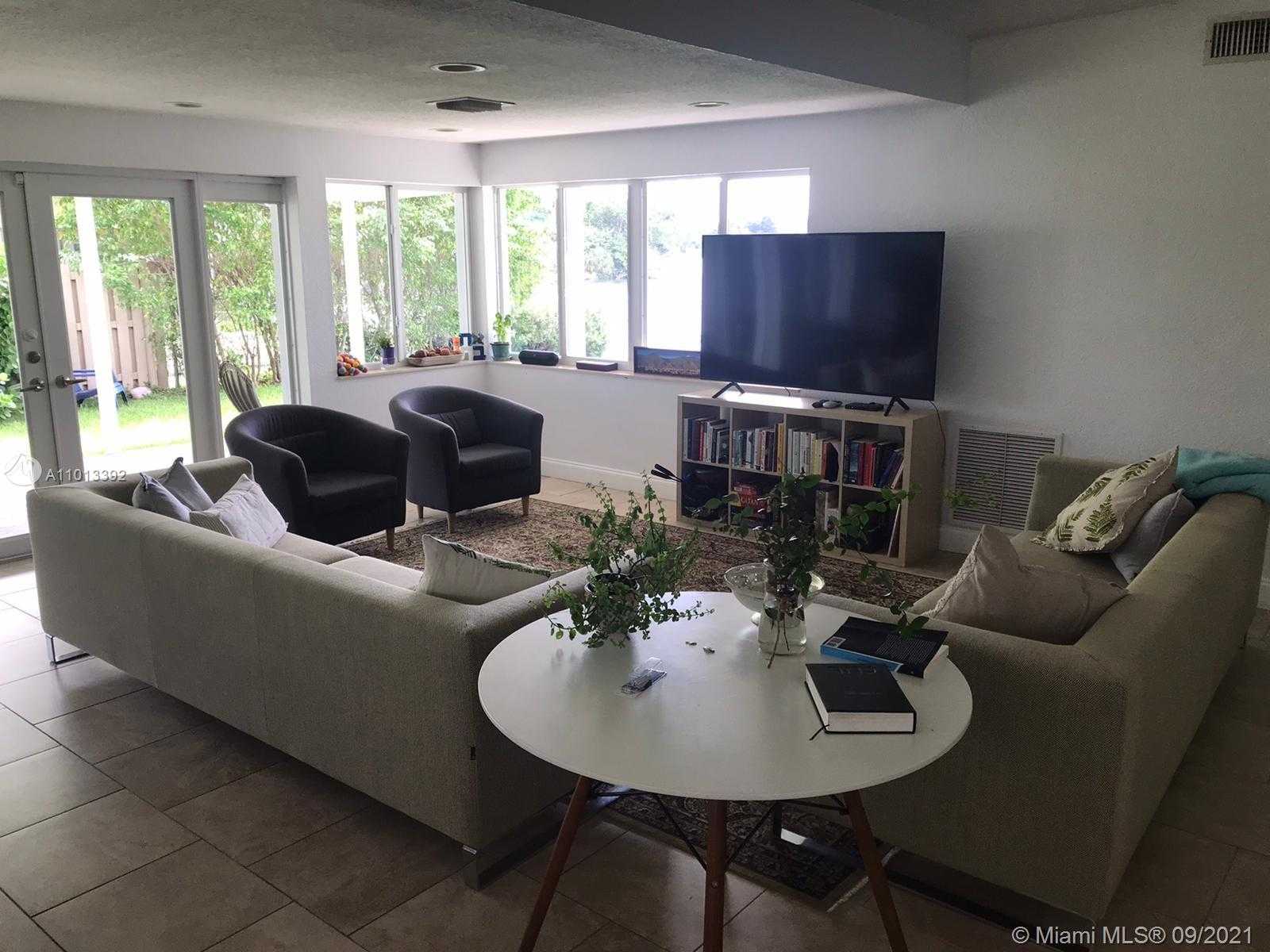 Small Image of 2050 NORTH EAST 196TH TER, North Miami Beach Number 4