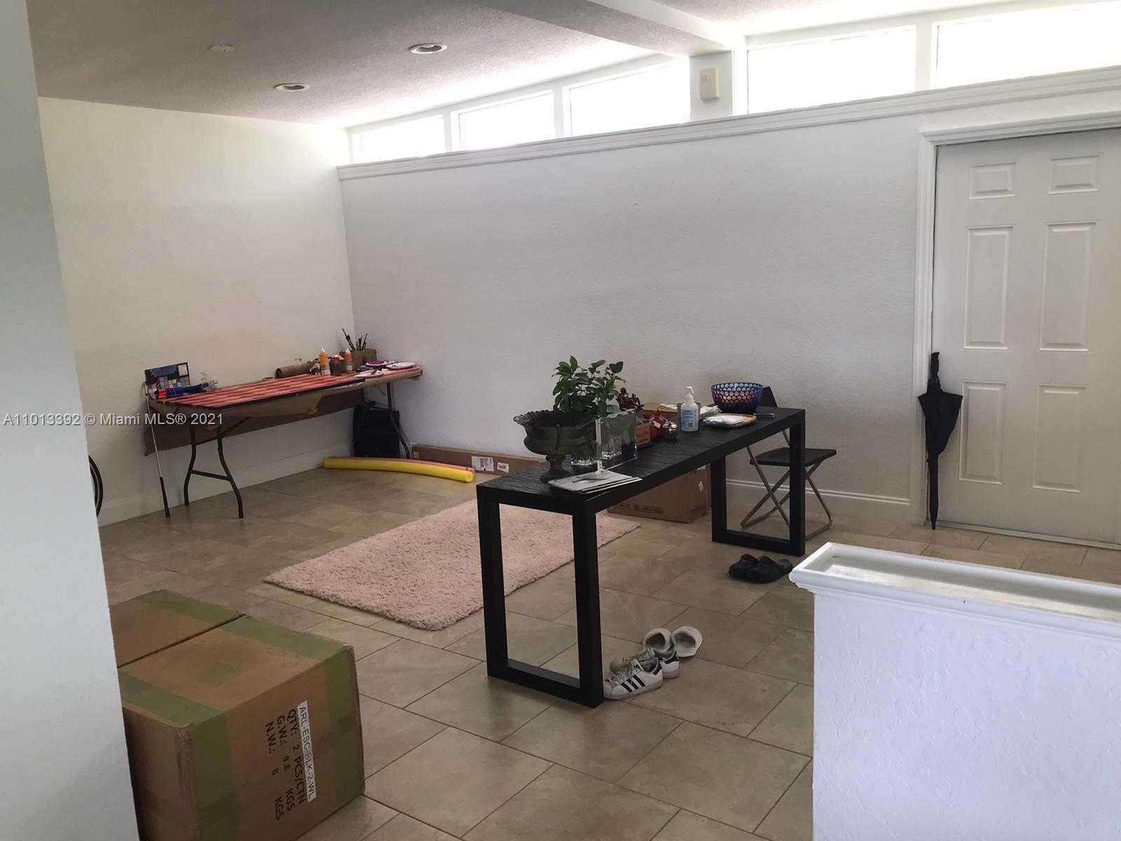 Small Image of 2050 NORTH EAST 196TH TER, North Miami Beach Number 8