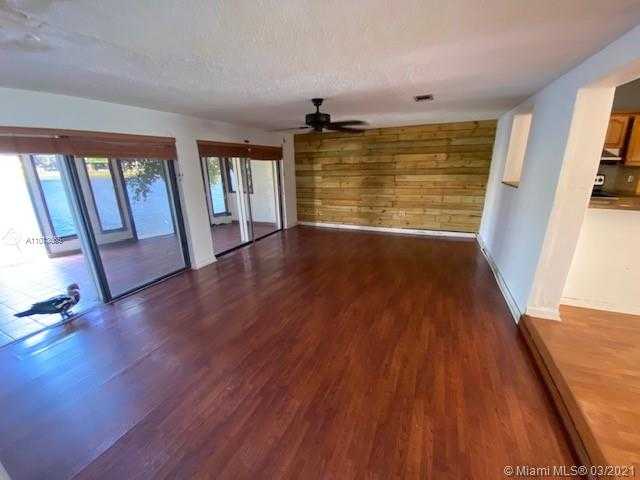 Small Image of 8459 NORTH WEST 189TH ST RD, Hialeah Number 17