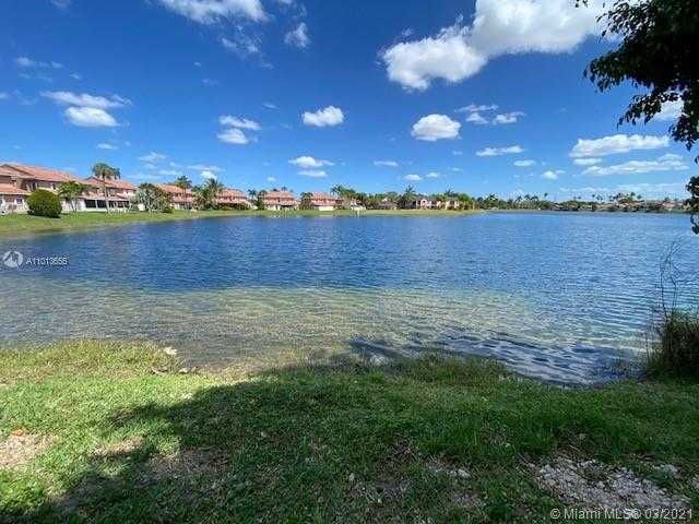 Small Image of 8459 NORTH WEST 189TH ST RD, Hialeah Number 24