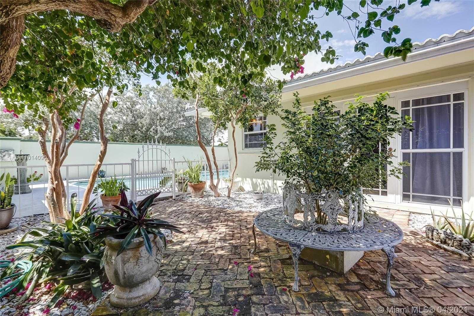 Small Image of 3616 NORTH EAST 25TH AVE, Fort Lauderdale Number 40