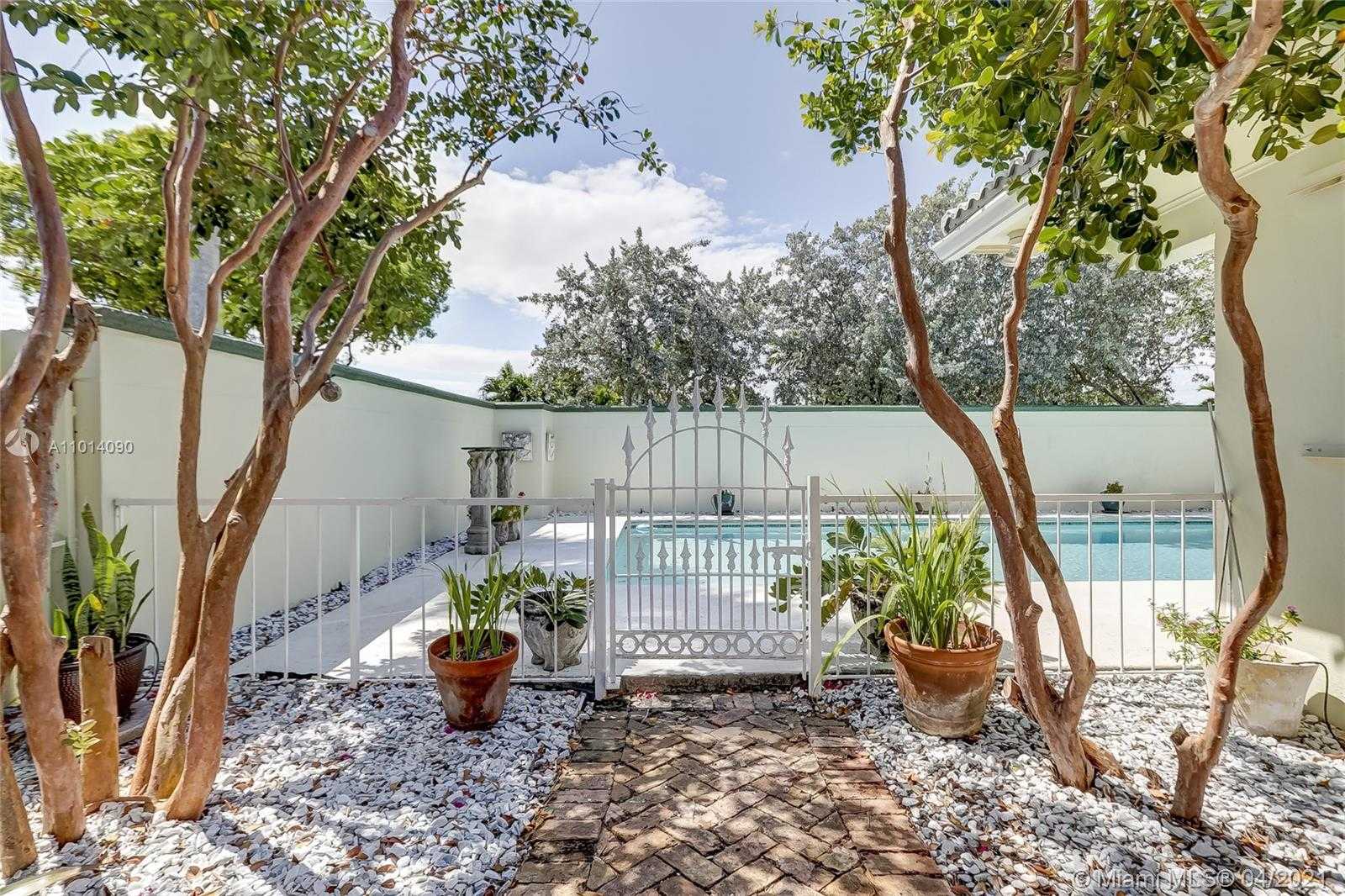 Small Image of 3616 NORTH EAST 25TH AVE, Fort Lauderdale Number 42