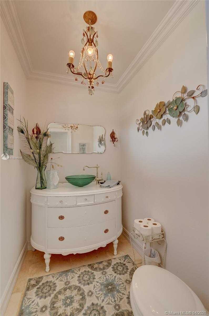 Small Image of 3616 NORTH EAST 25TH AVE, Fort Lauderdale Number 9