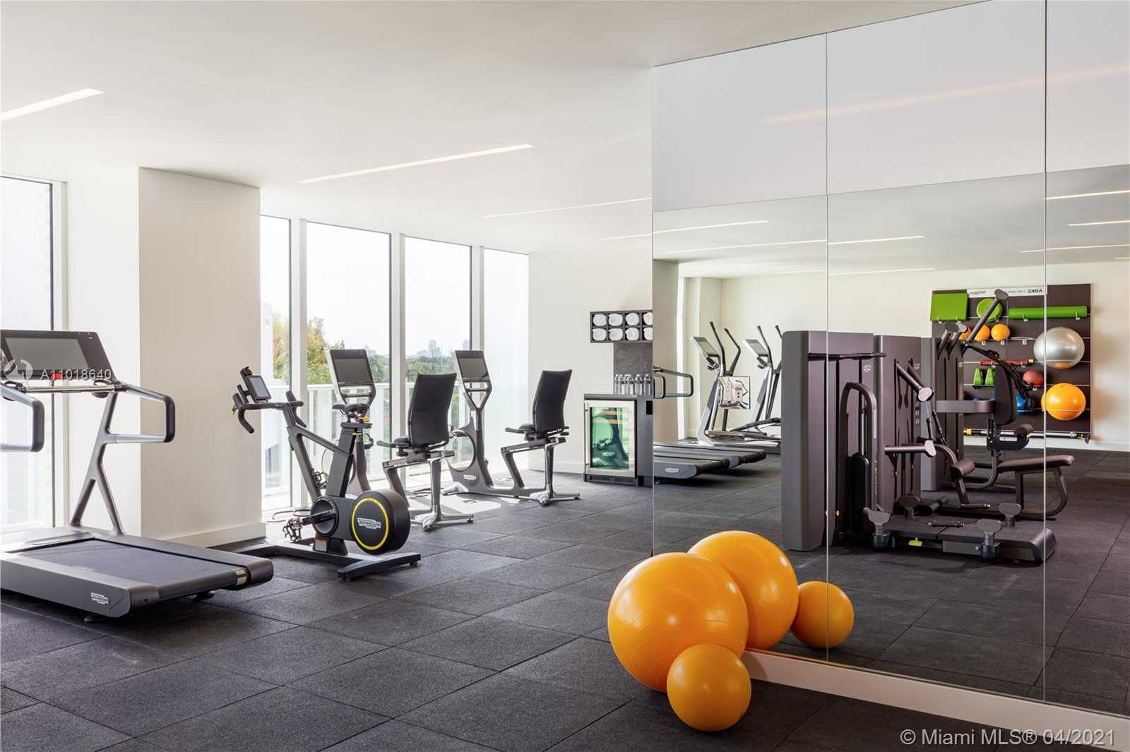 Small Image of 1081 WEST 48 ST, Miami Beach Number 10