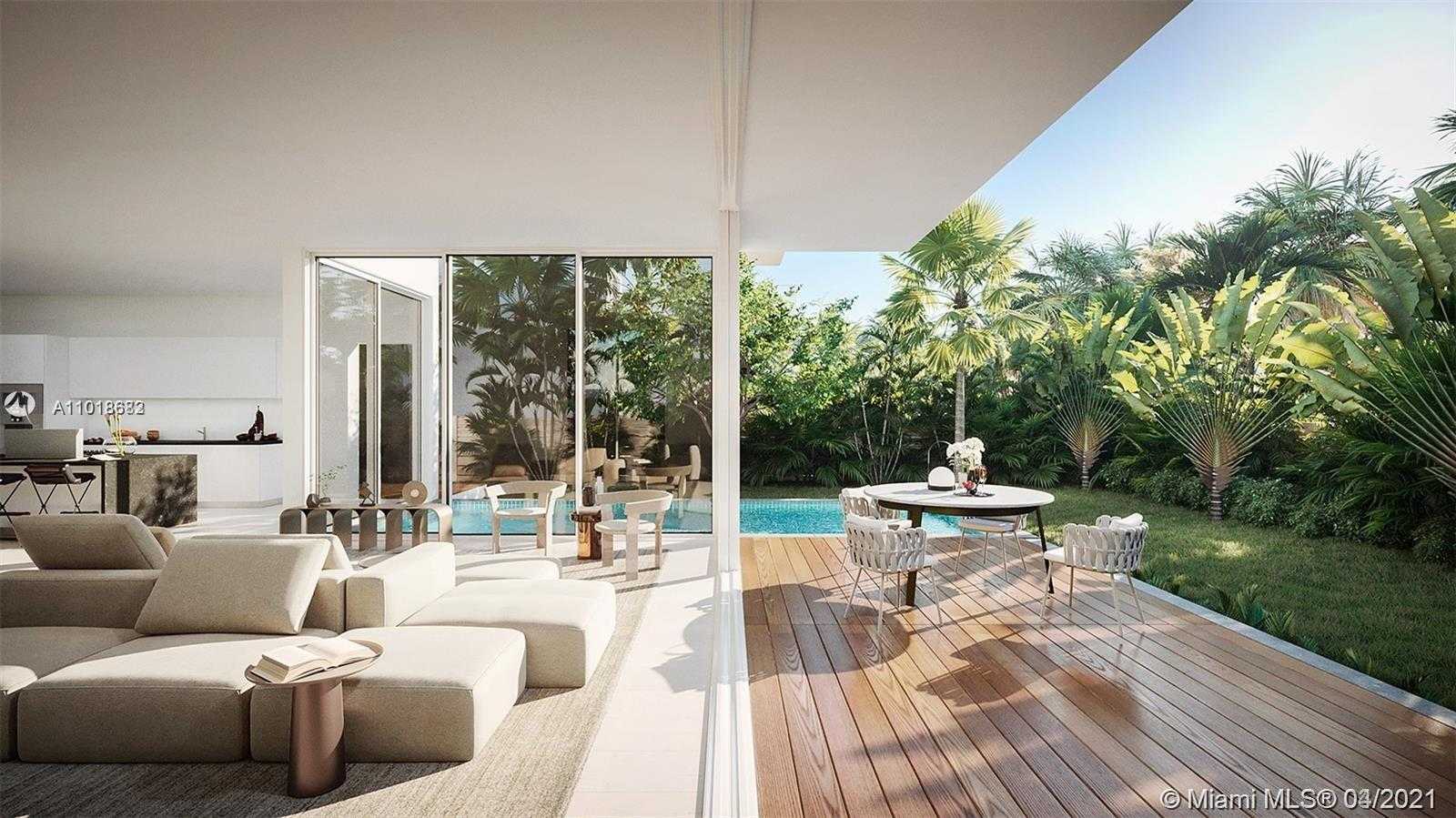 Small Image of 4710 NORTH MERIDIAN, Miami Beach Number 5