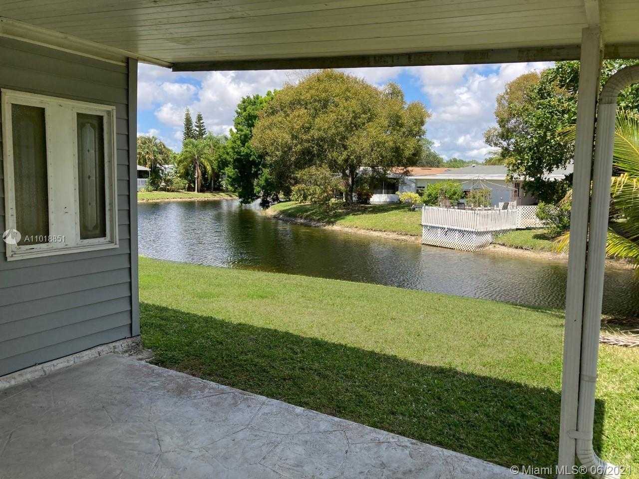 Small Image of 3603 NORTH WEST 64TH CT, Coconut Creek Number 32