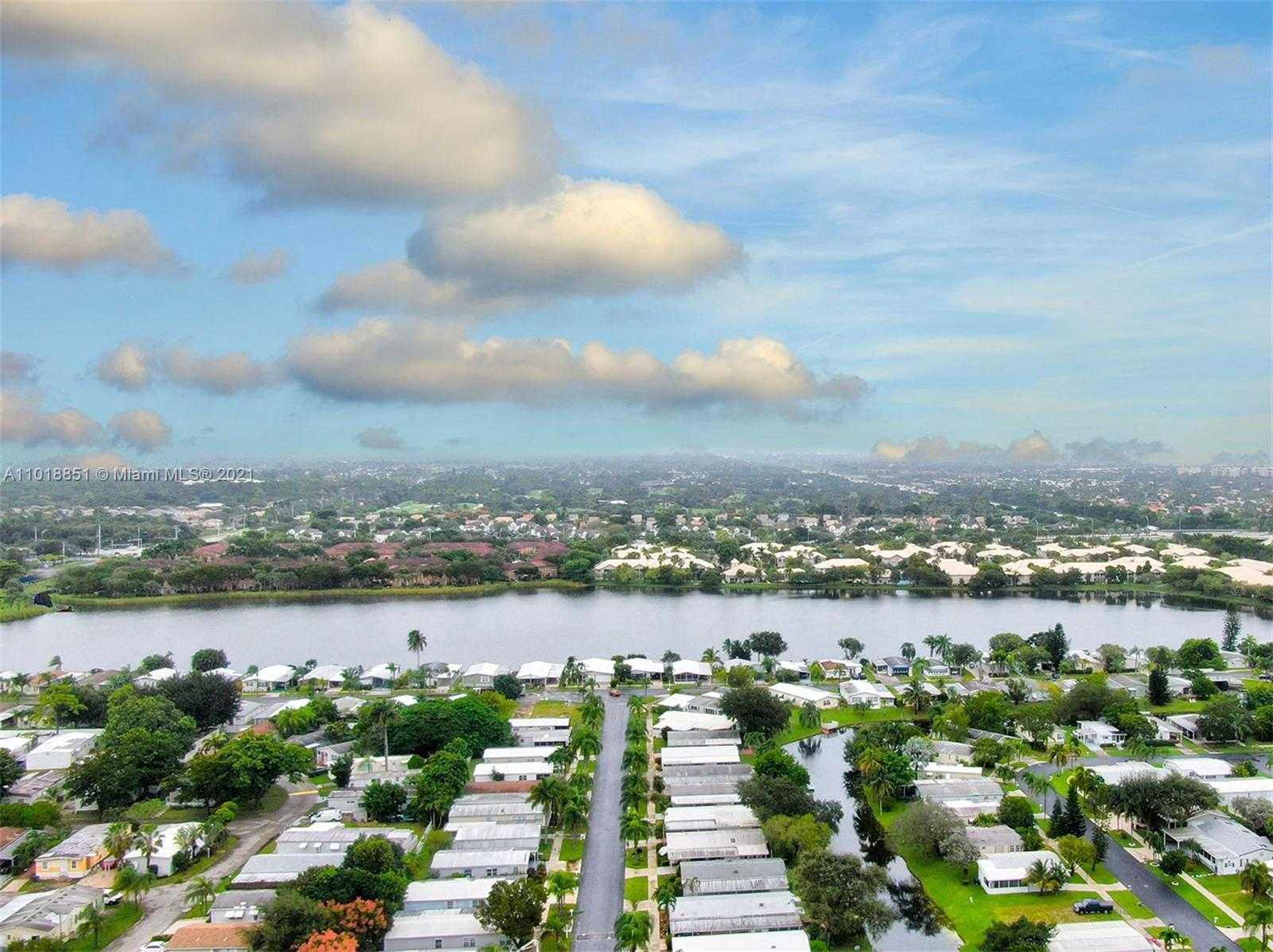 Small Image of 3603 NORTH WEST 64TH CT, Coconut Creek Number 5