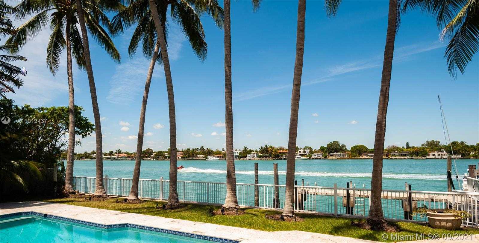 Small Image of 58 LA GORCE CIR, Miami Beach Number 9