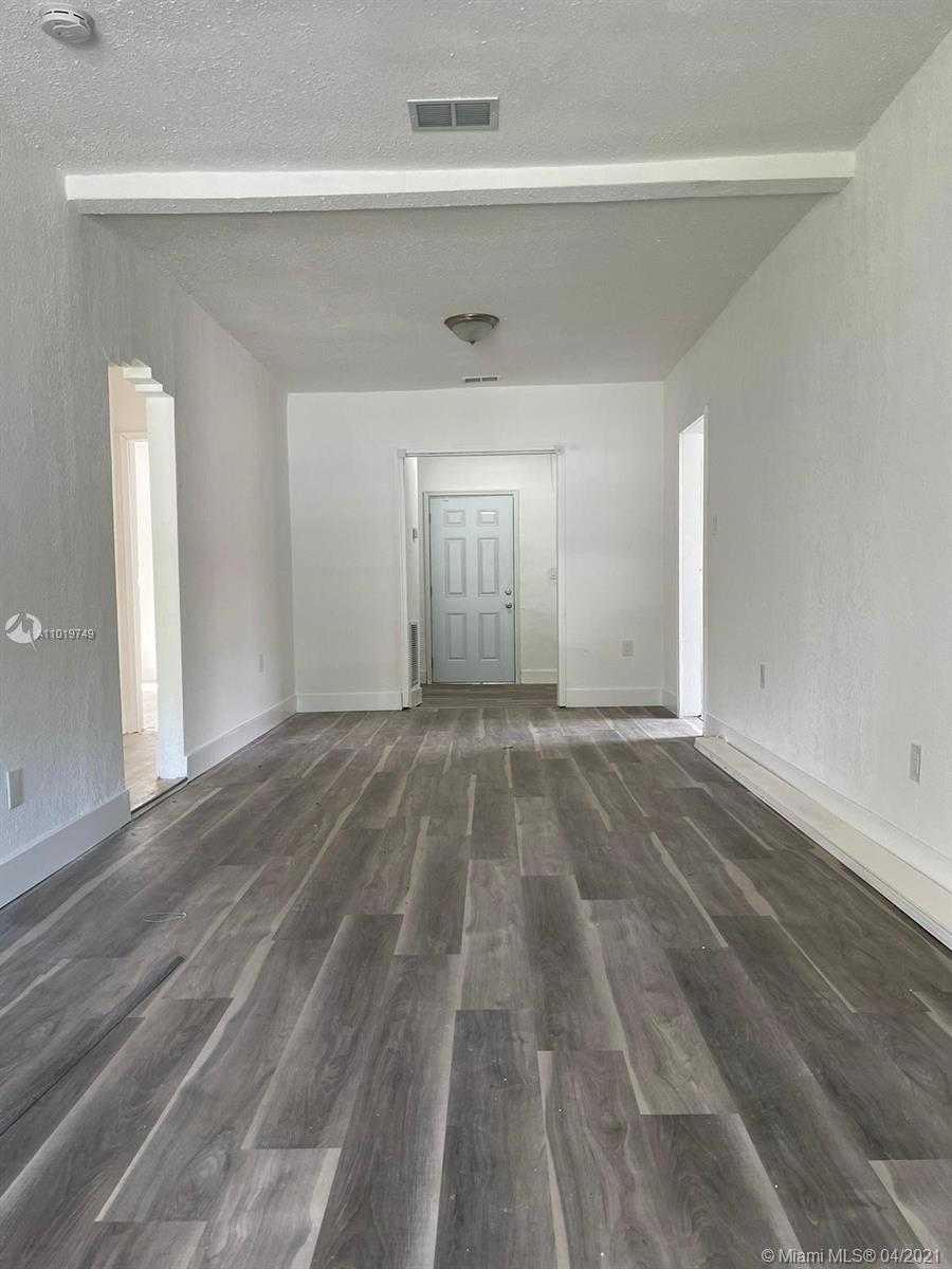 Small Image of 1550 NORTH WEST 67TH ST, Miami Number 9