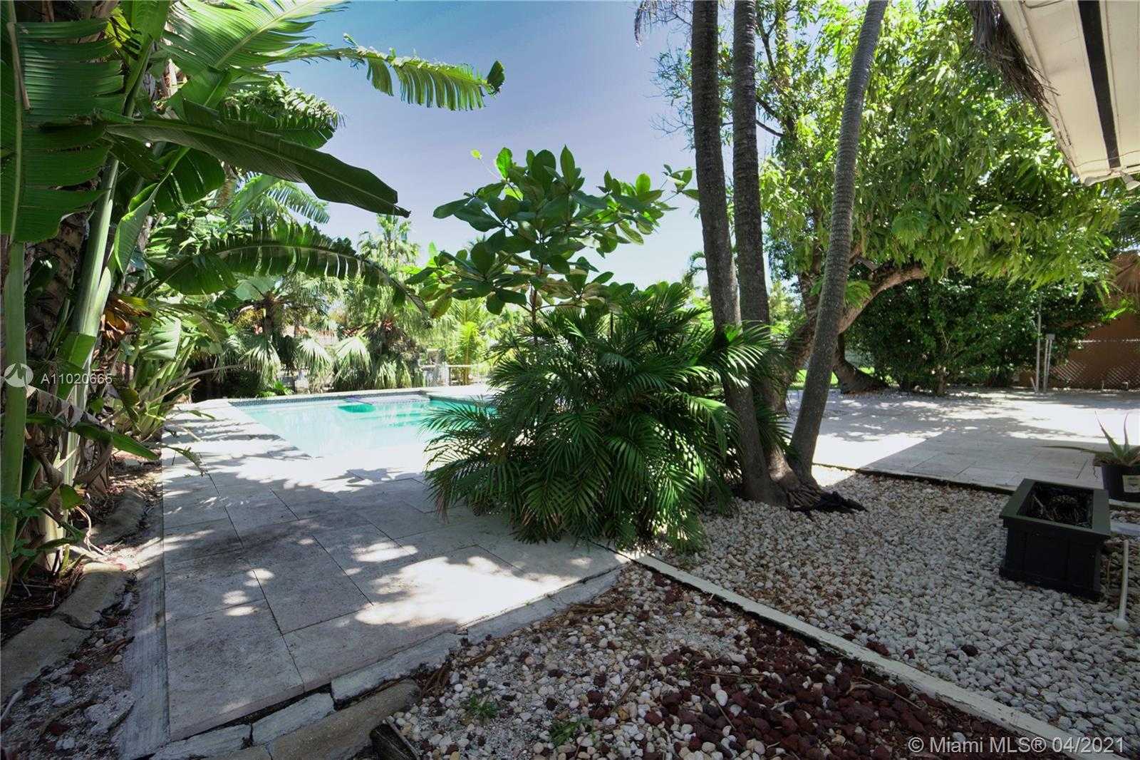 Small Image of 1395 DAYTONIA RD, Miami Beach Number 11