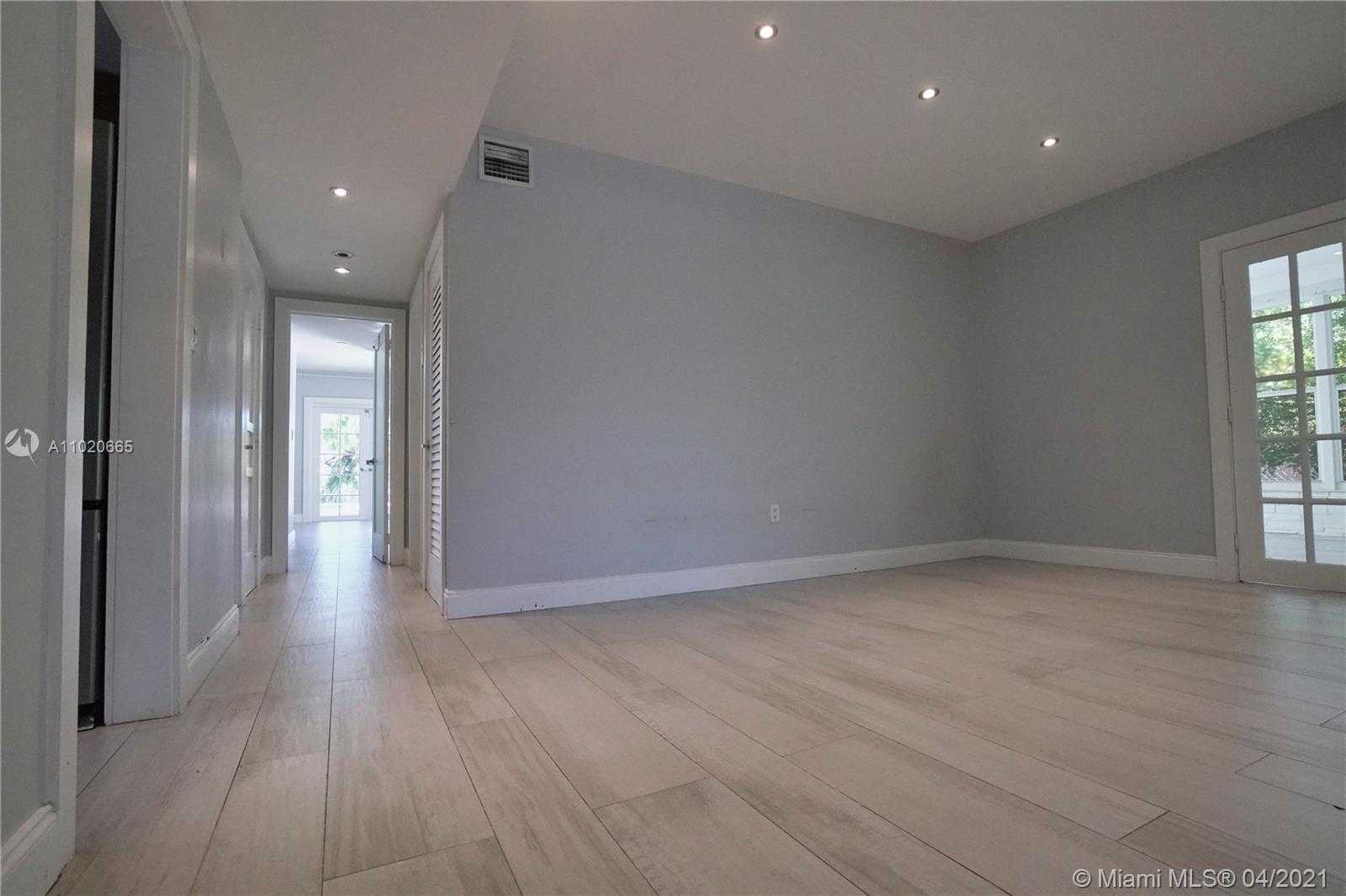 Small Image of 1395 DAYTONIA RD, Miami Beach Number 19