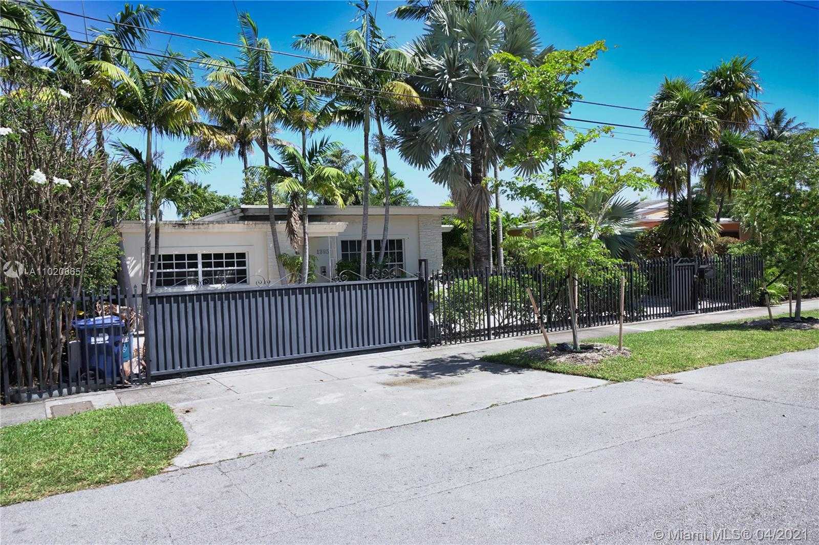 Small Image of 1395 DAYTONIA RD, Miami Beach Number 3
