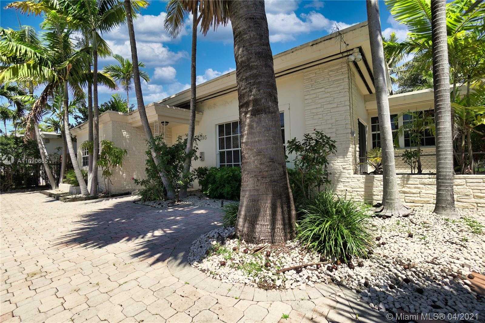 Small Image of 1395 DAYTONIA RD, Miami Beach Number 5