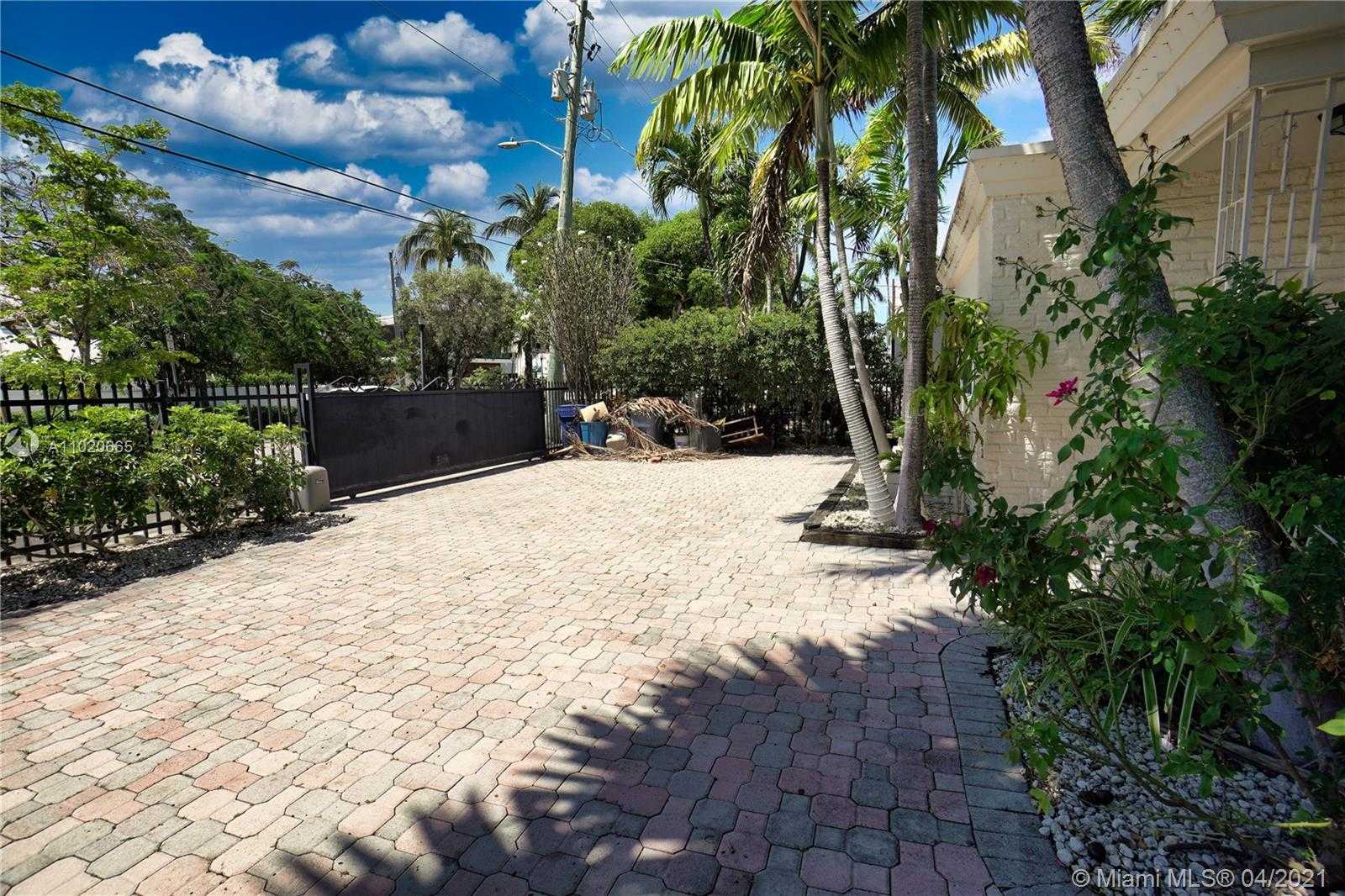 Small Image of 1395 DAYTONIA RD, Miami Beach Number 6