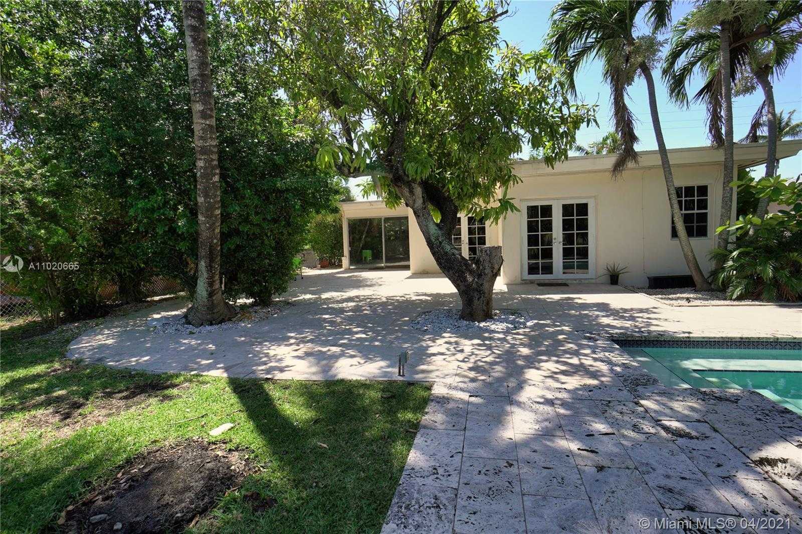 Small Image of 1395 DAYTONIA RD, Miami Beach Number 7