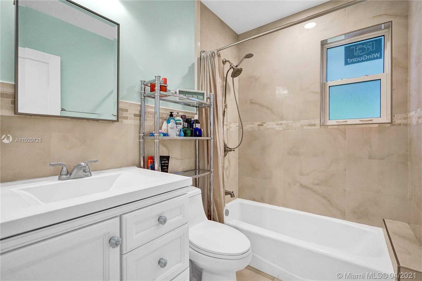 Small Image of 1009 NORTH 17TH CT, Hollywood Number 21