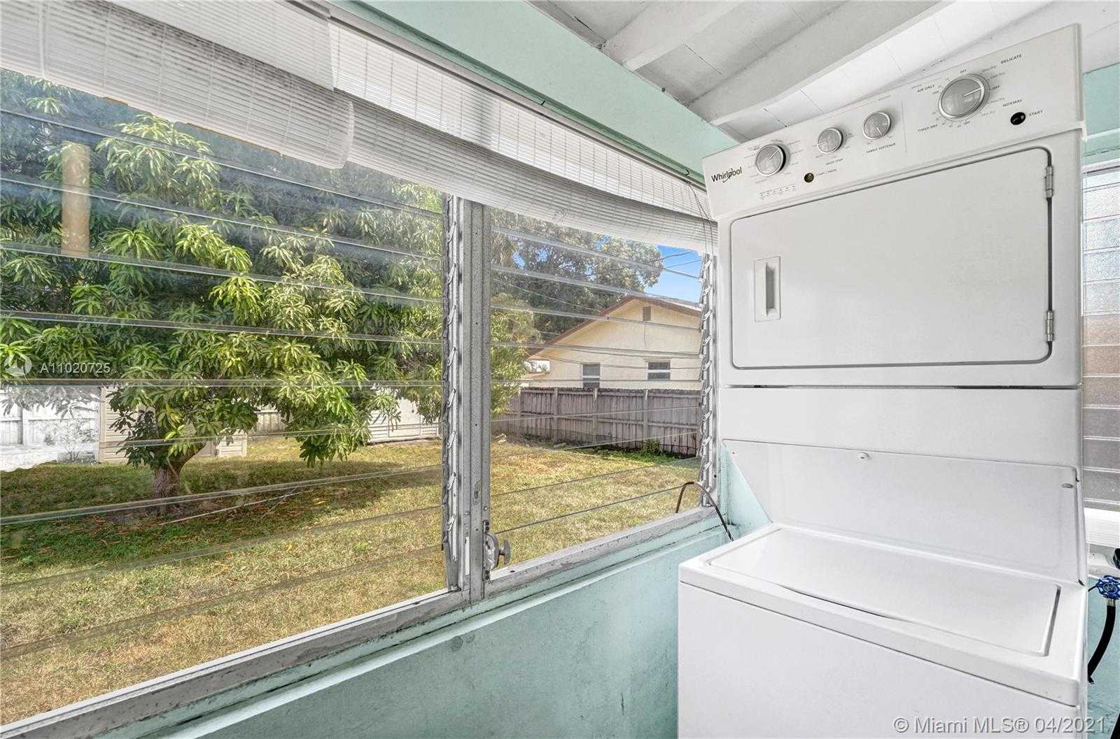 Small Image of 1009 NORTH 17TH CT, Hollywood Number 26