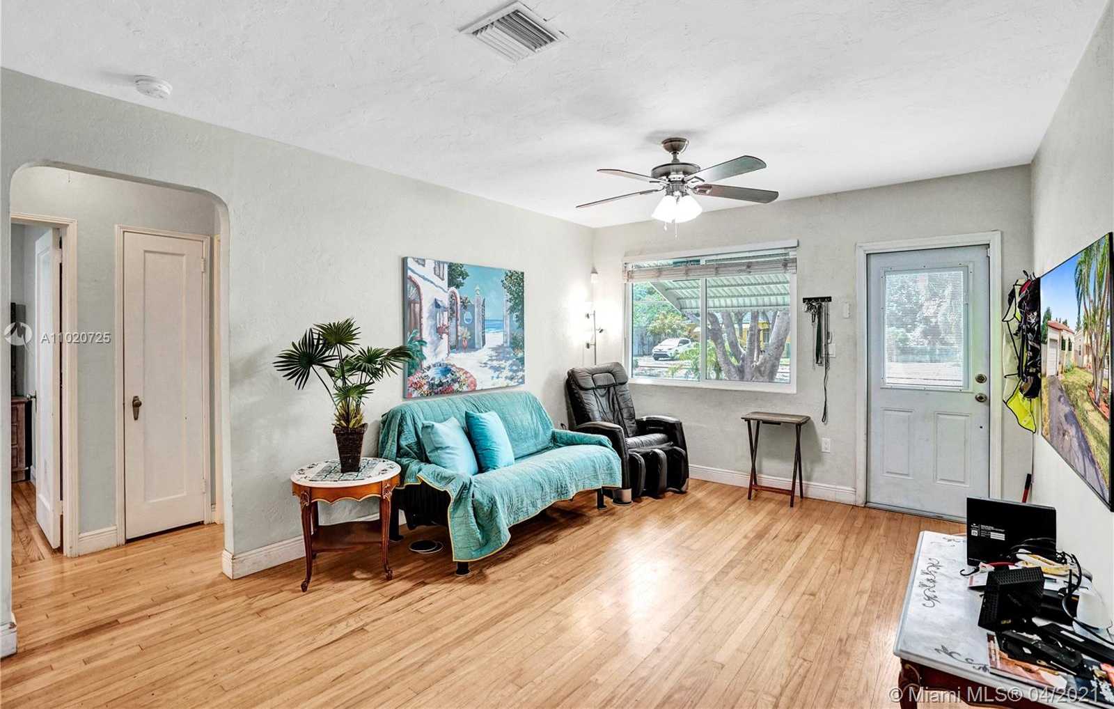 Small Image of 1009 NORTH 17TH CT, Hollywood Number 8