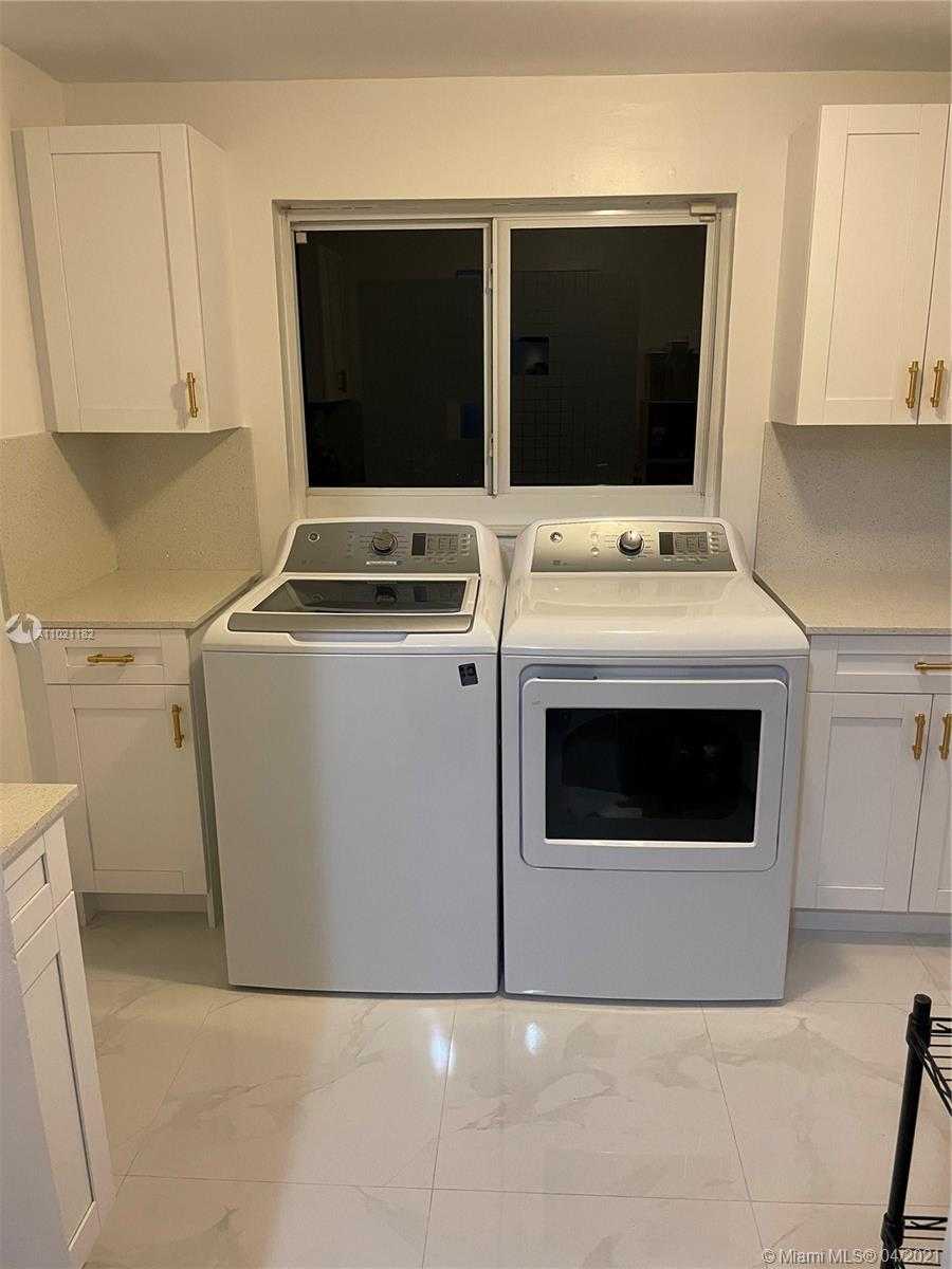 Small Image of 2310 SOUTH WEST 16TH CT, Miami Number 5