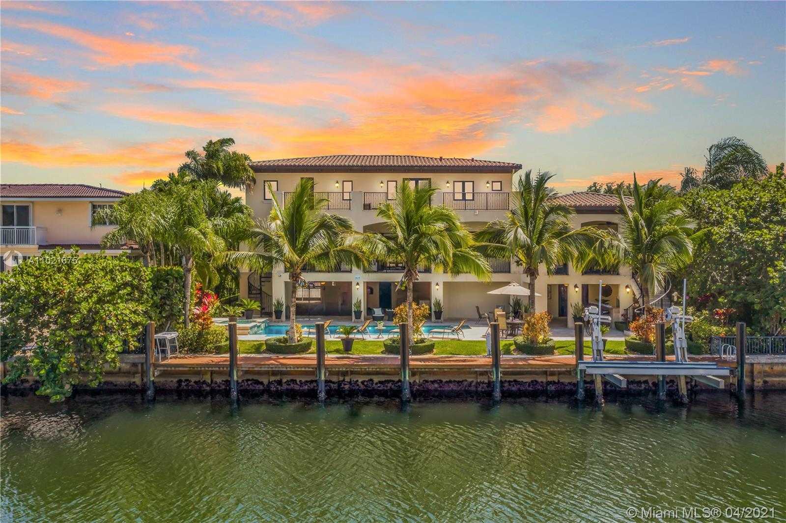 Small Image of 1015 SAN PEDRO AVE, Coral Gables Number 12