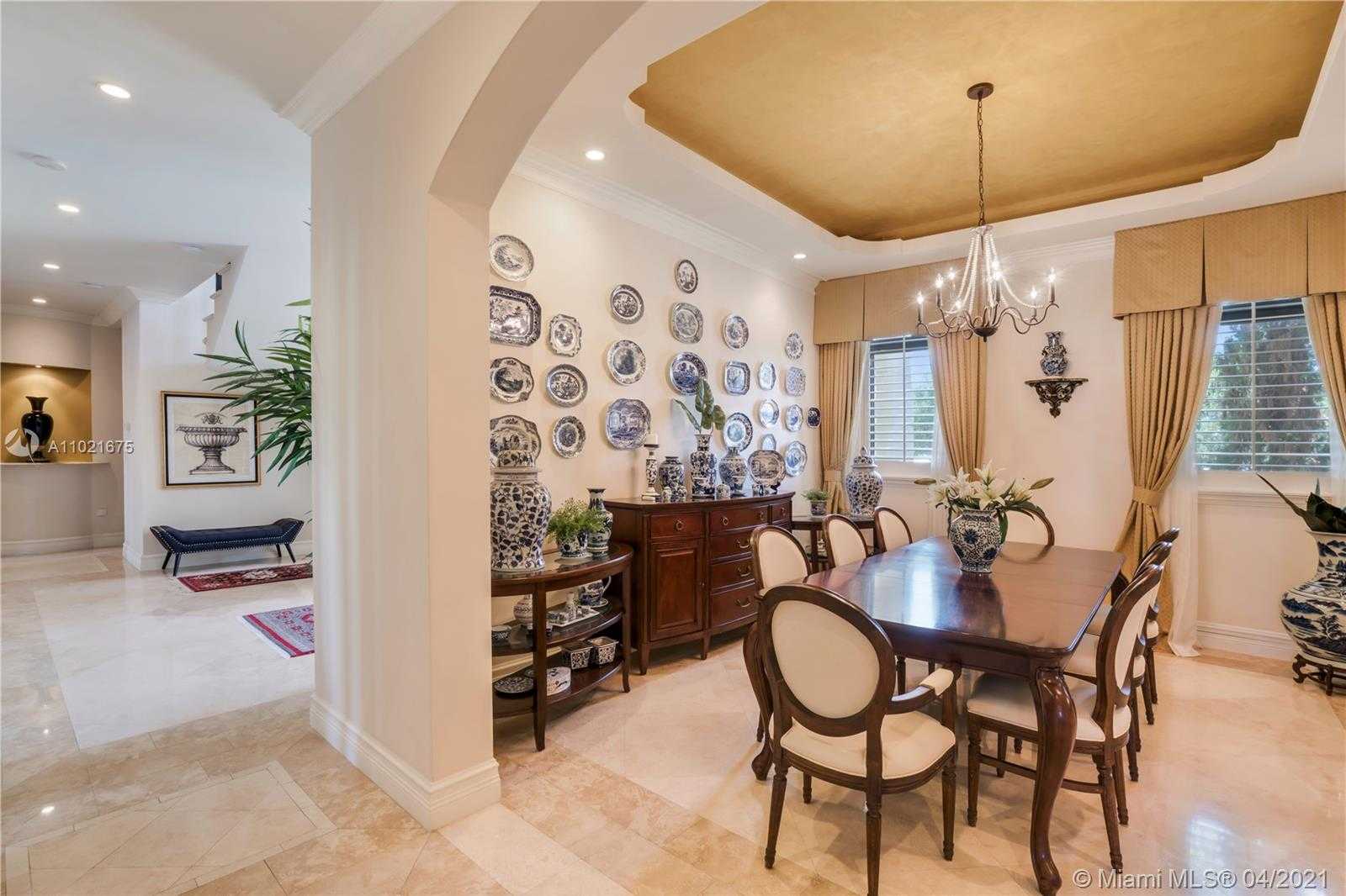 Small Image of 1015 SAN PEDRO AVE, Coral Gables Number 31