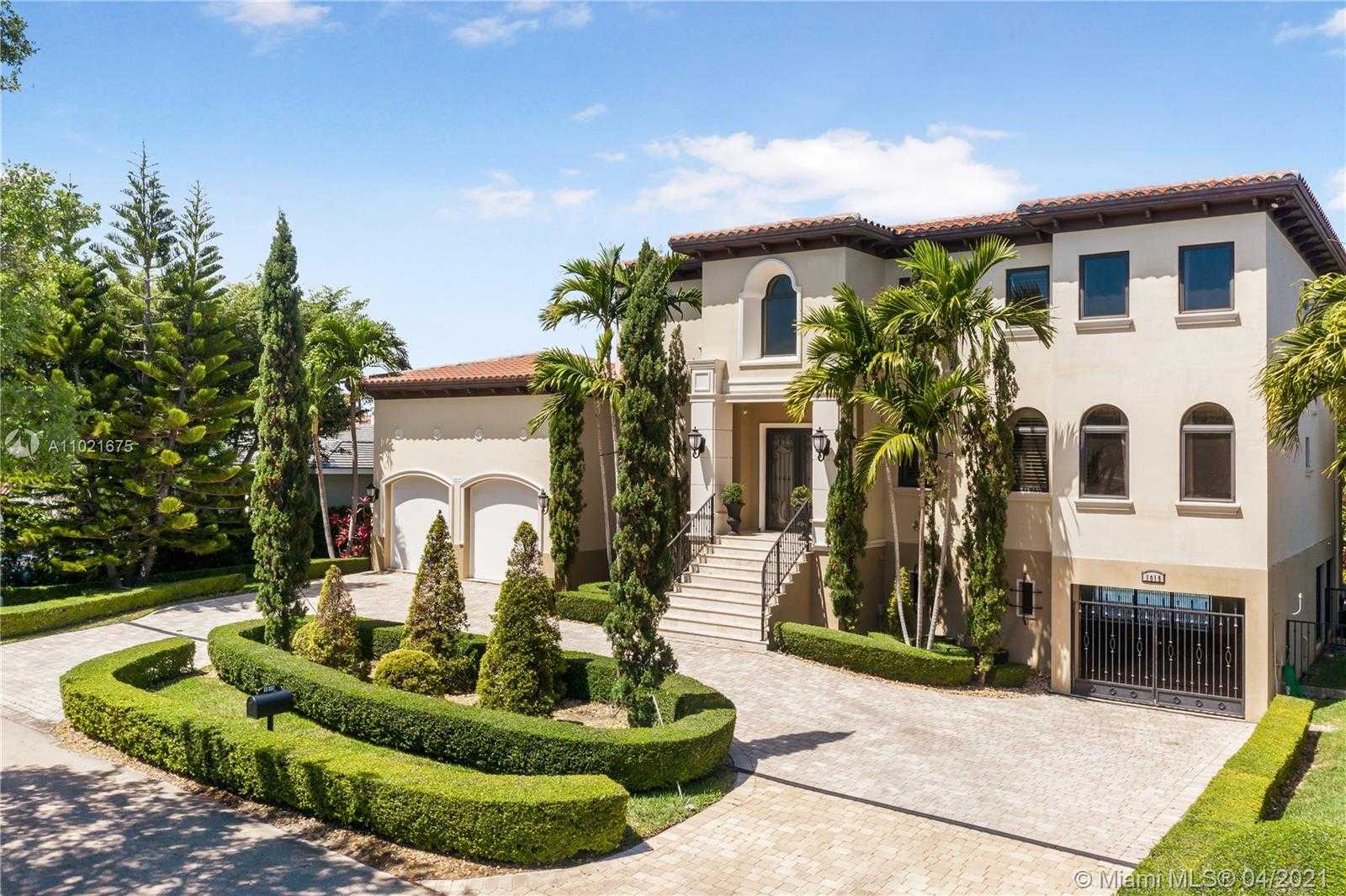 Small Image of 1015 SAN PEDRO AVE, Coral Gables Number 4