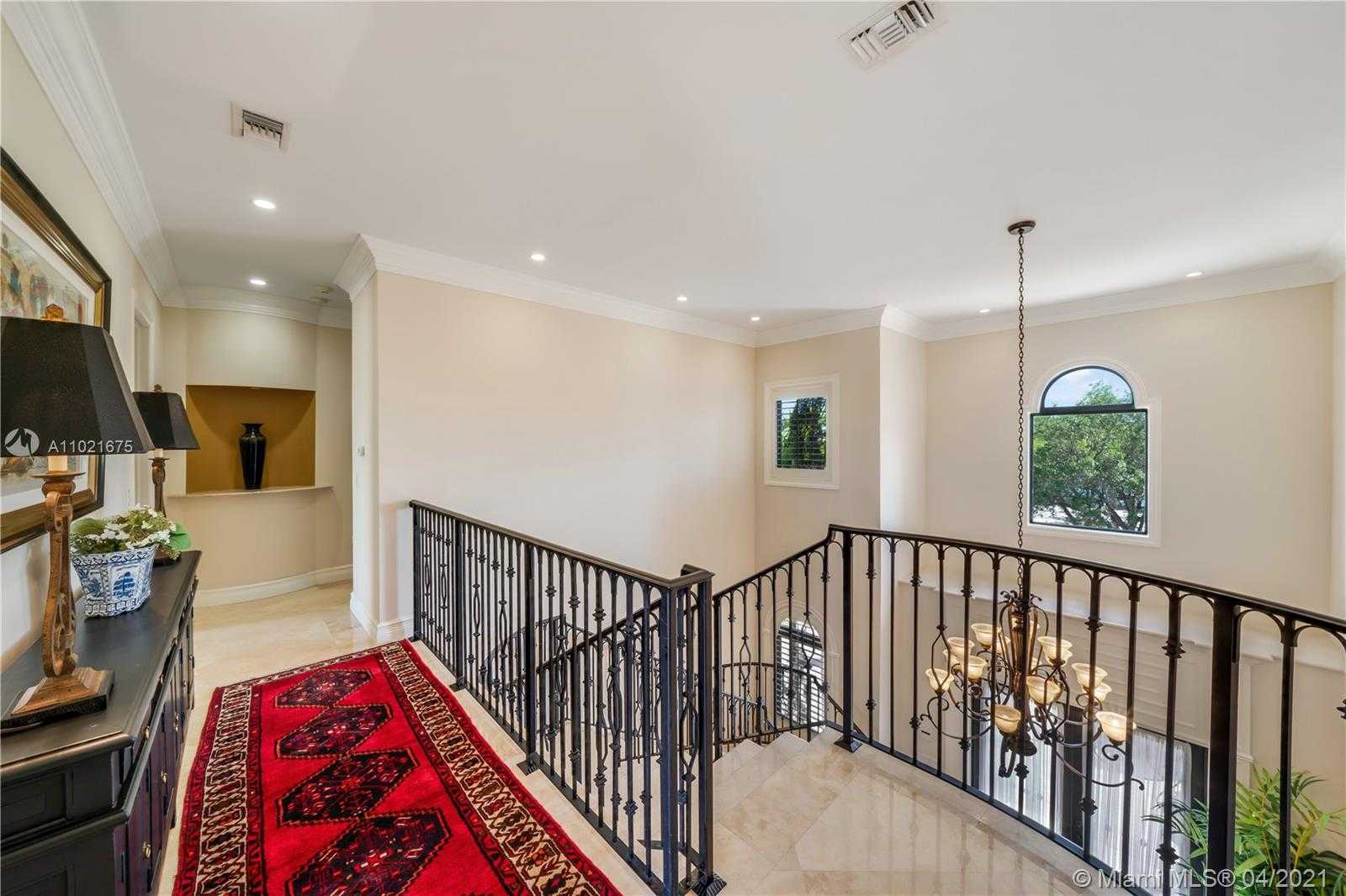 Small Image of 1015 SAN PEDRO AVE, Coral Gables Number 48